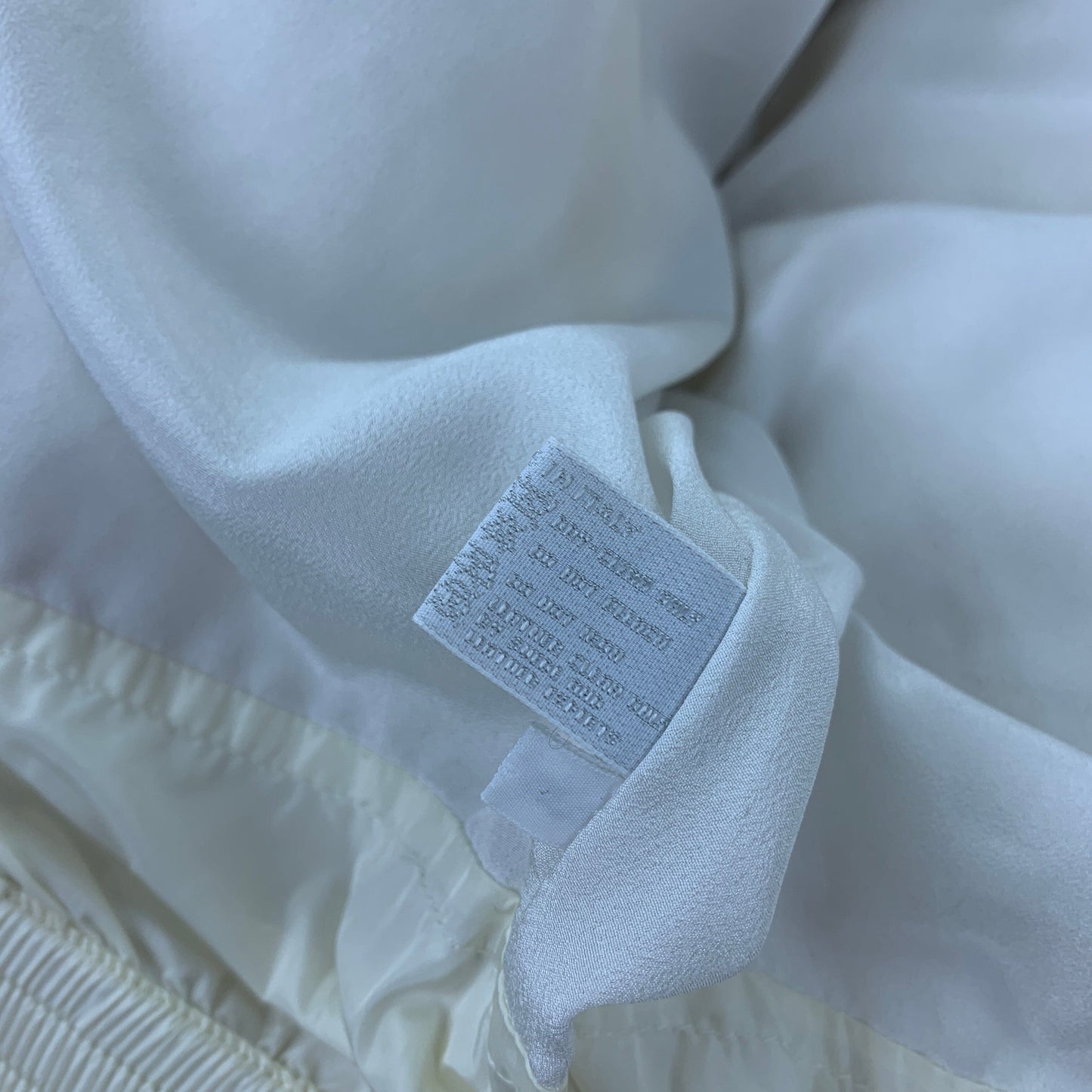 90s Prada Puffer Jacket - Women M Padded Down Vintage outdoor coat Designer Puffer Prada coat outerwear pufferseason second hand vintage shop österreich germany deutschland angebot daunenjacke winterjacke jacke