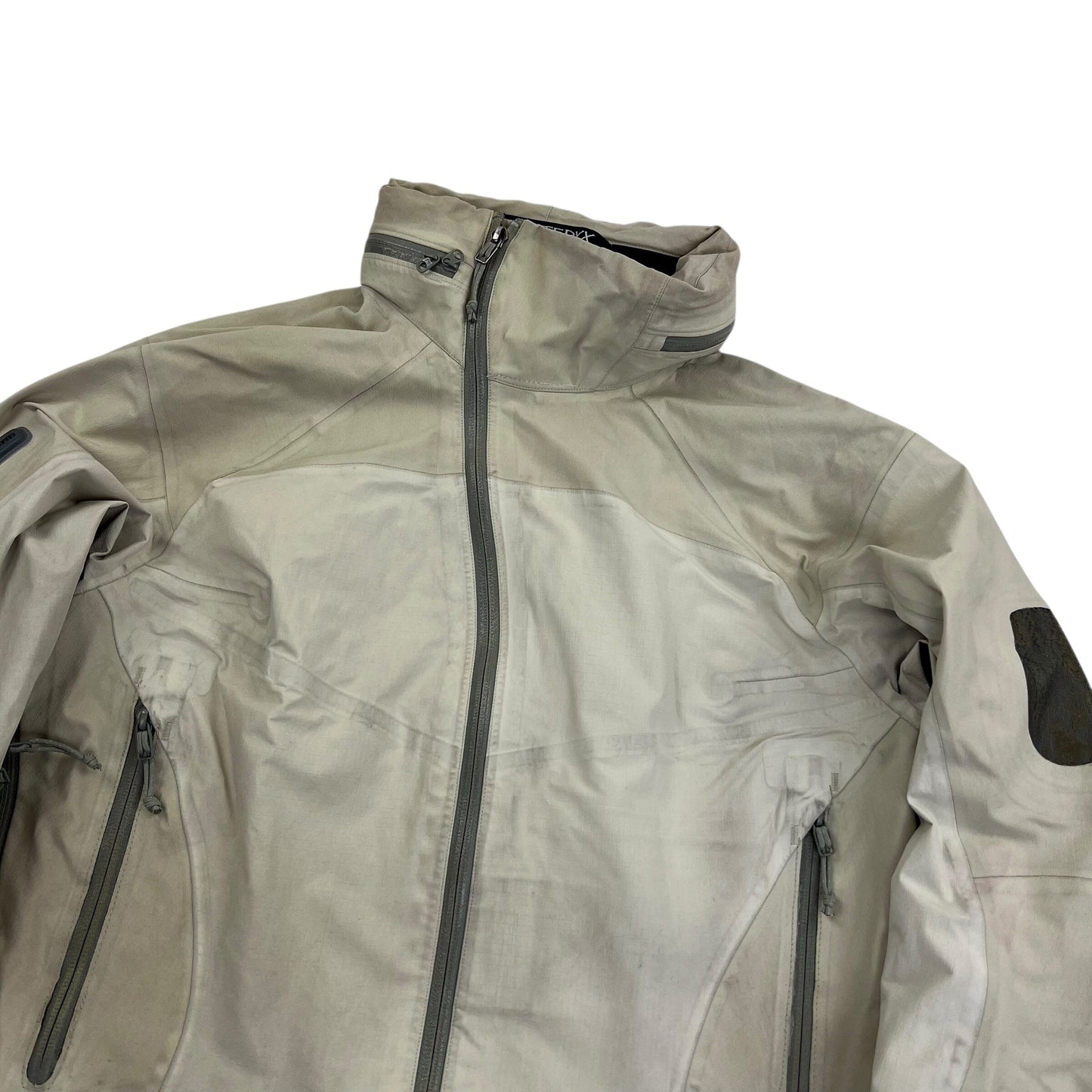 Arc'teryx Leaf Alpha Windstopper Jacket - women L Windbreakers Arc'teryx coat outerwear pufferseason second hand vintage shop österreich germany deutschland angebot daunenjacke winterjacke jacke