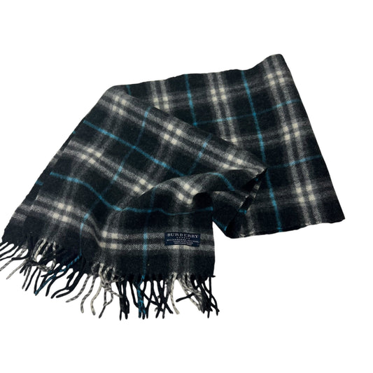 Burberry Wool / Cashmere Scarf / Schal Halstuch Acessoires Burberry coat outerwear pufferseason second hand vintage shop österreich germany deutschland angebot daunenjacke winterjacke jacke