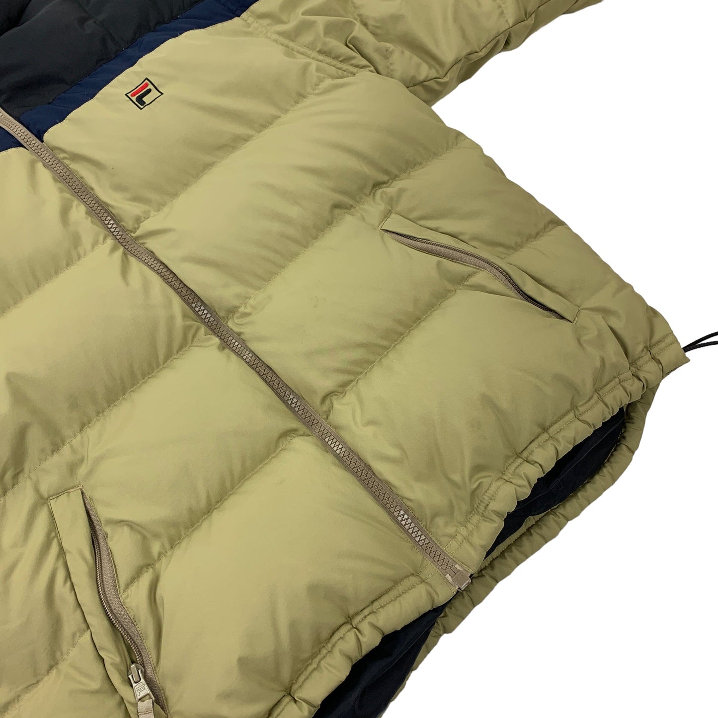Fila Puffer - XL Fila Fila coat outerwear pufferseason second hand vintage shop österreich germany deutschland angebot daunenjacke winterjacke jacke