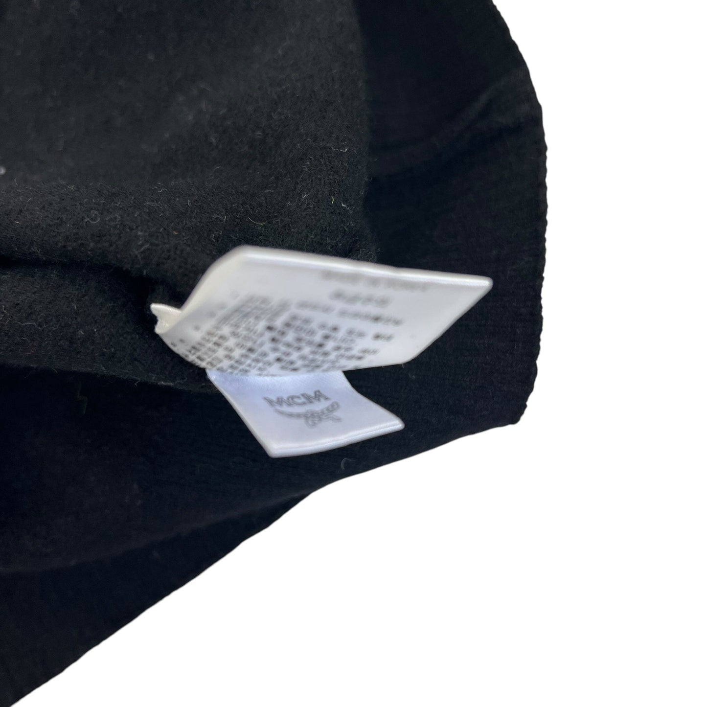 MCM Lion Wool Sweater - Women S Sweaters MCM coat outerwear pufferseason second hand vintage shop österreich germany deutschland angebot daunenjacke winterjacke jacke