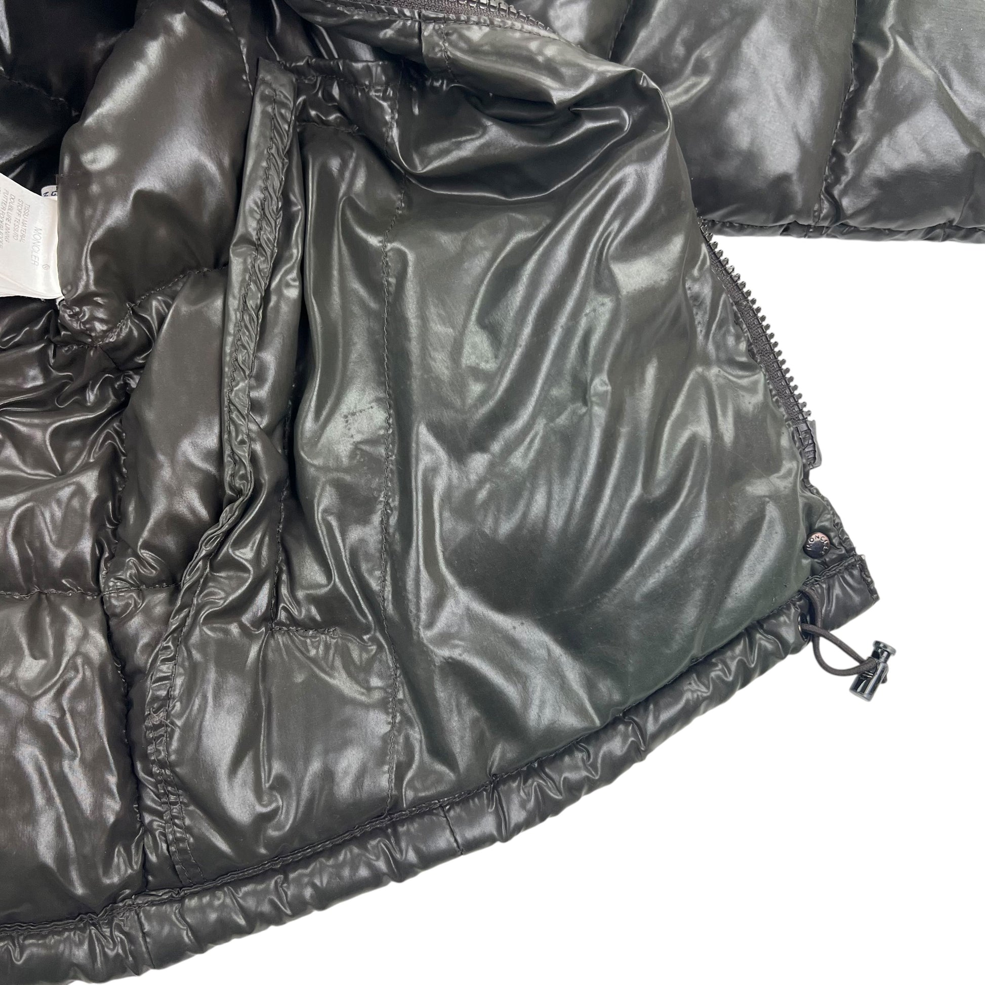 Moncler Bady Puffer Jacket - Women M dark green Moncler Moncler coat outerwear pufferseason second hand vintage shop österreich germany deutschland angebot daunenjacke winterjacke jacke