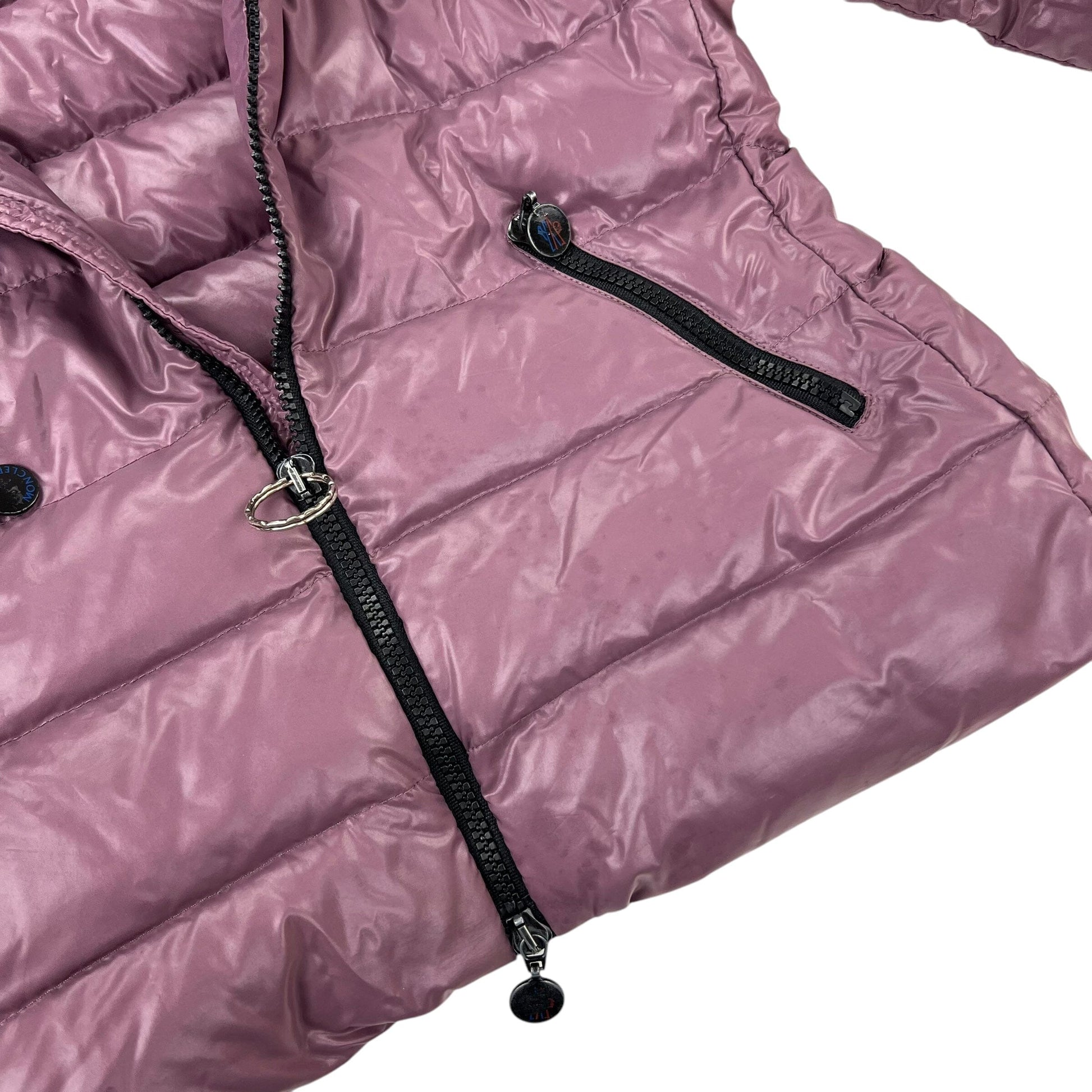 Moncler Bady Puffer Jacket - Women XS / 152 Moncler Moncler coat outerwear pufferseason second hand vintage shop österreich germany deutschland angebot daunenjacke winterjacke jacke