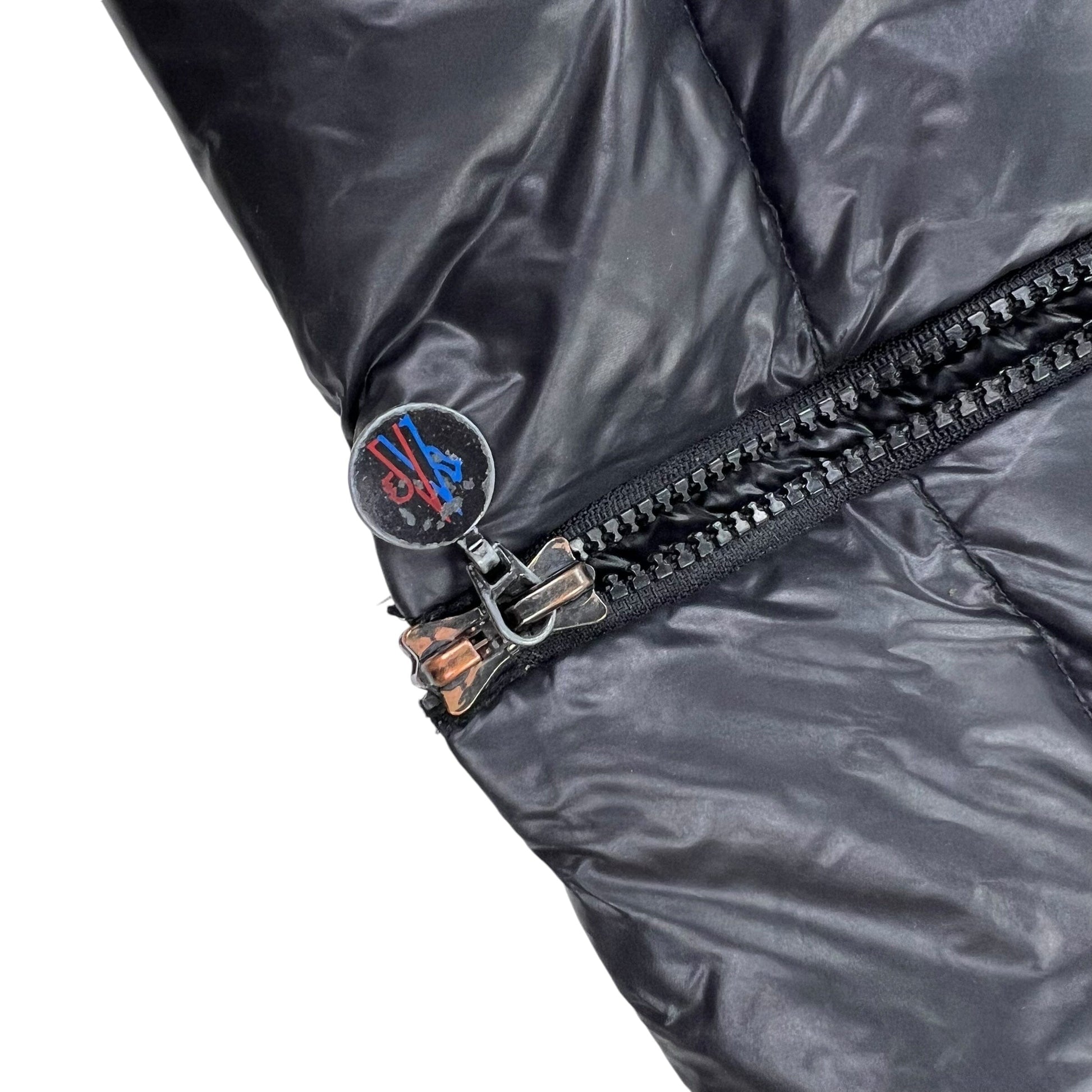 Moncler Bady Puffer Jacket - Women XS / Kids 152 Moncler Moncler coat outerwear pufferseason second hand vintage shop österreich germany deutschland angebot daunenjacke winterjacke jacke