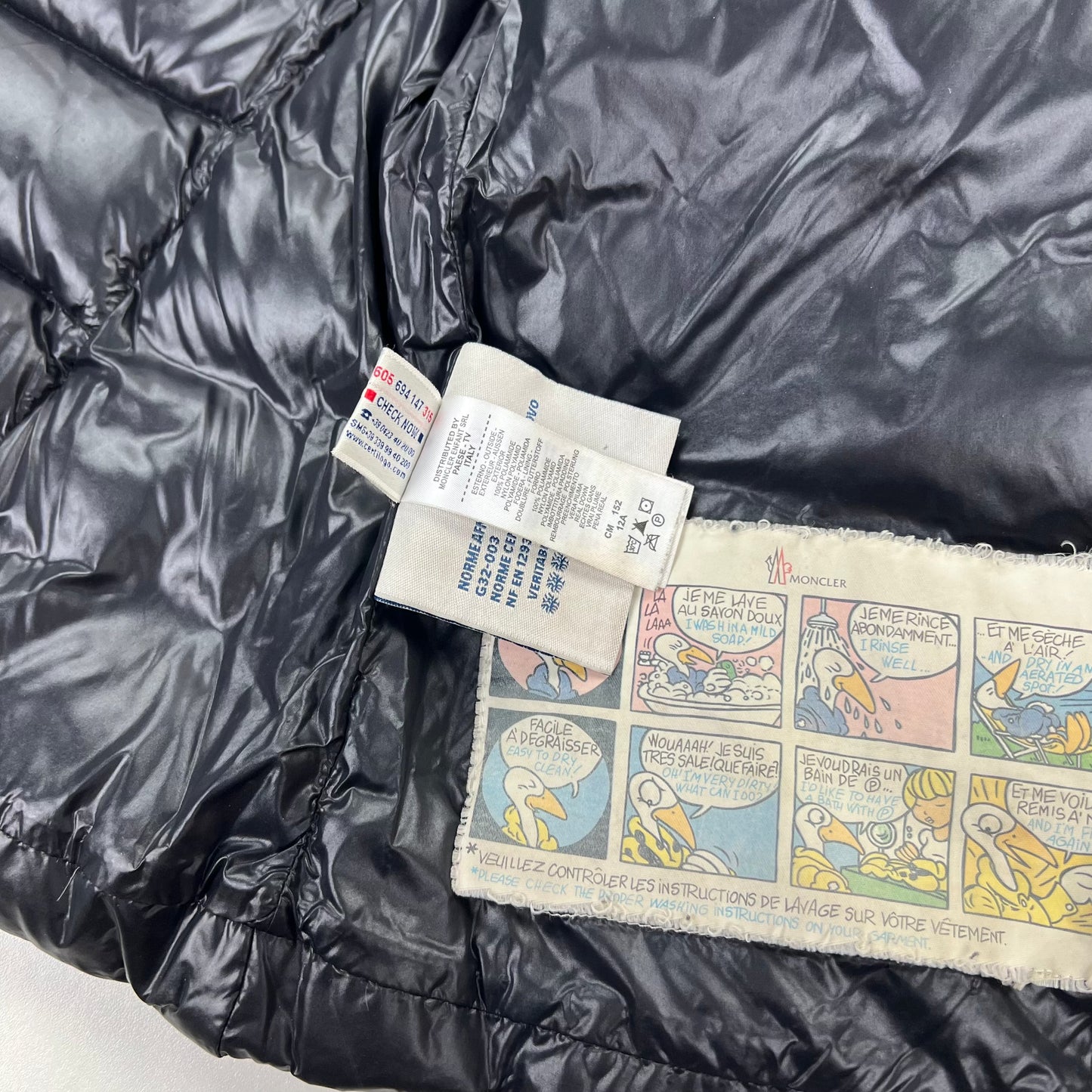 Moncler Bady Puffer Jacket - Women XS / Kids 152 Moncler Moncler coat outerwear pufferseason second hand vintage shop österreich germany deutschland angebot daunenjacke winterjacke jacke