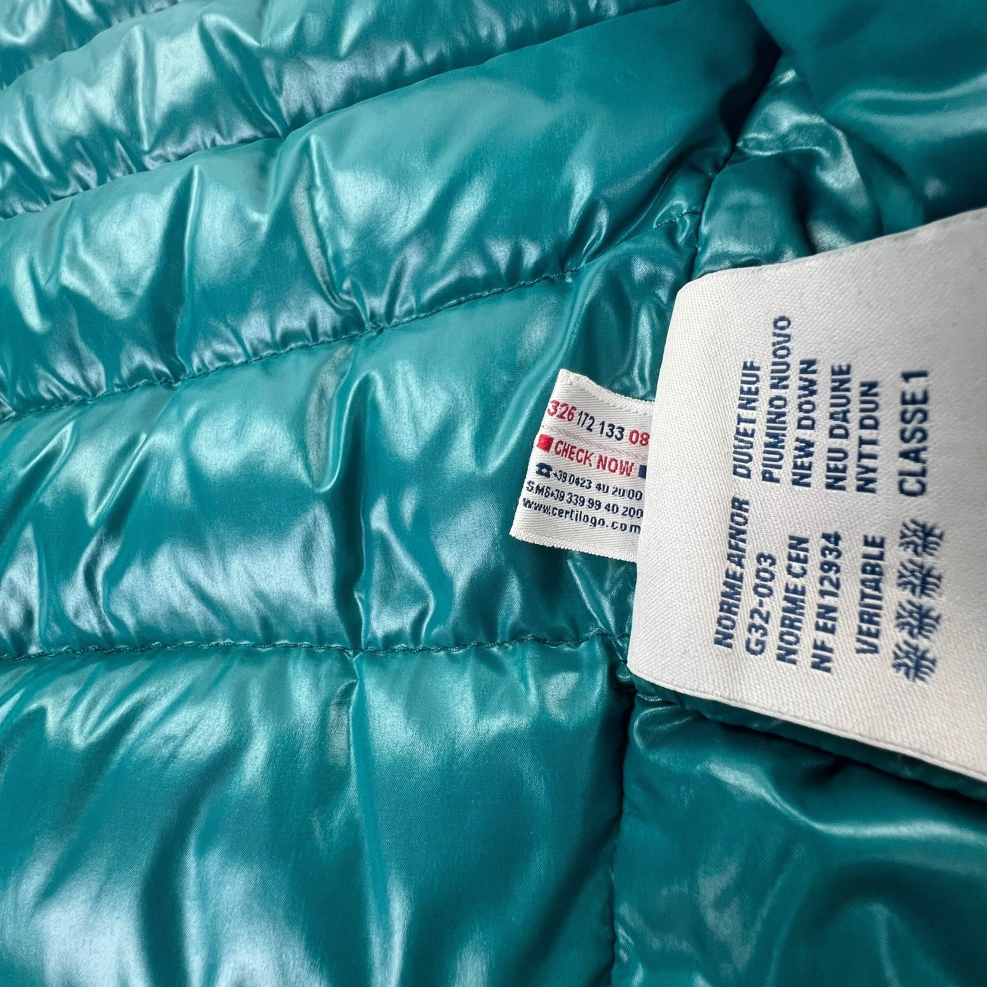 Moncler Puffer Jacket "bady" - Women XS Moncler Moncler coat outerwear pufferseason second hand vintage shop österreich germany deutschland angebot daunenjacke winterjacke jacke