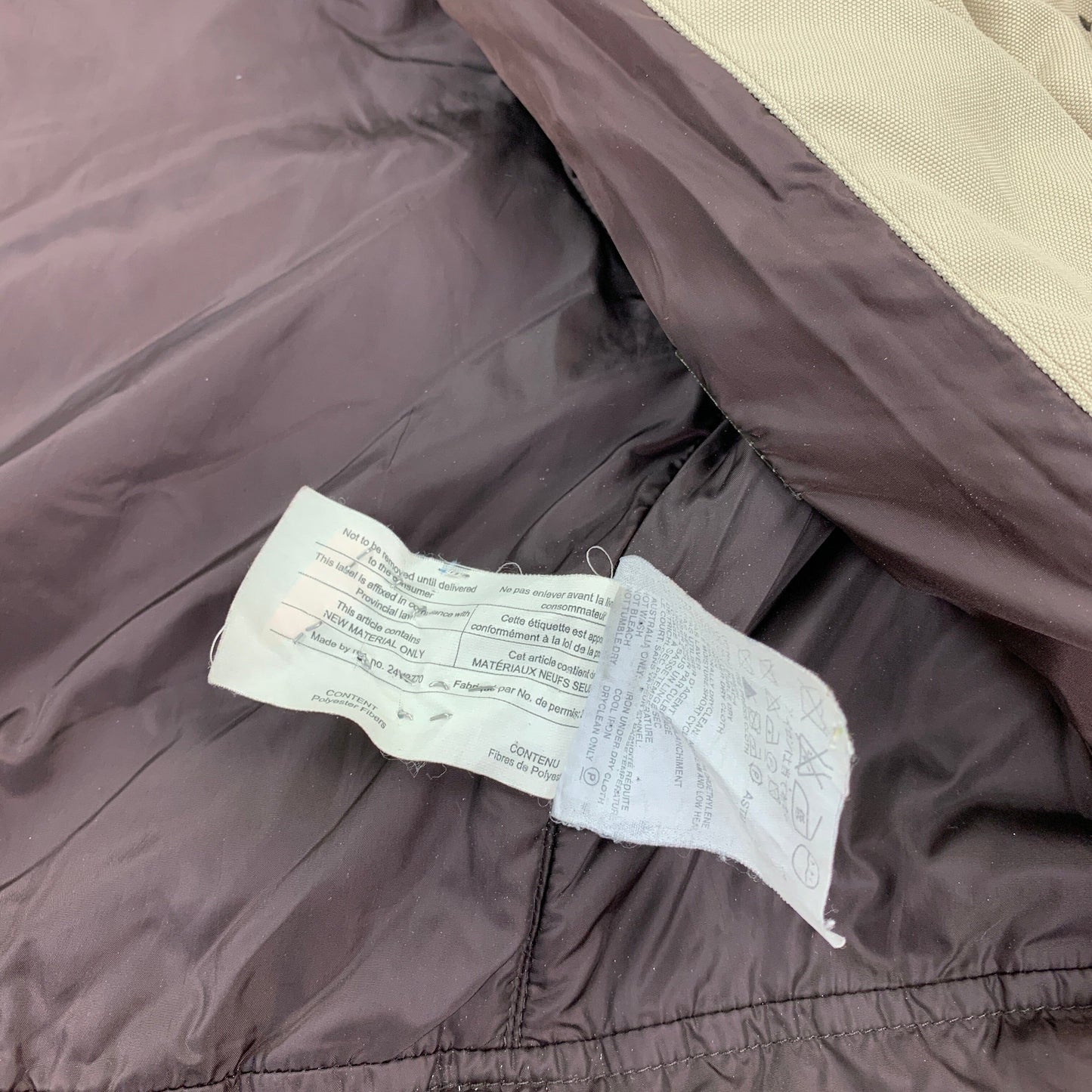 Prada Coat Designer Puffer Prada coat outerwear pufferseason second hand vintage shop österreich germany deutschland angebot daunenjacke winterjacke jacke