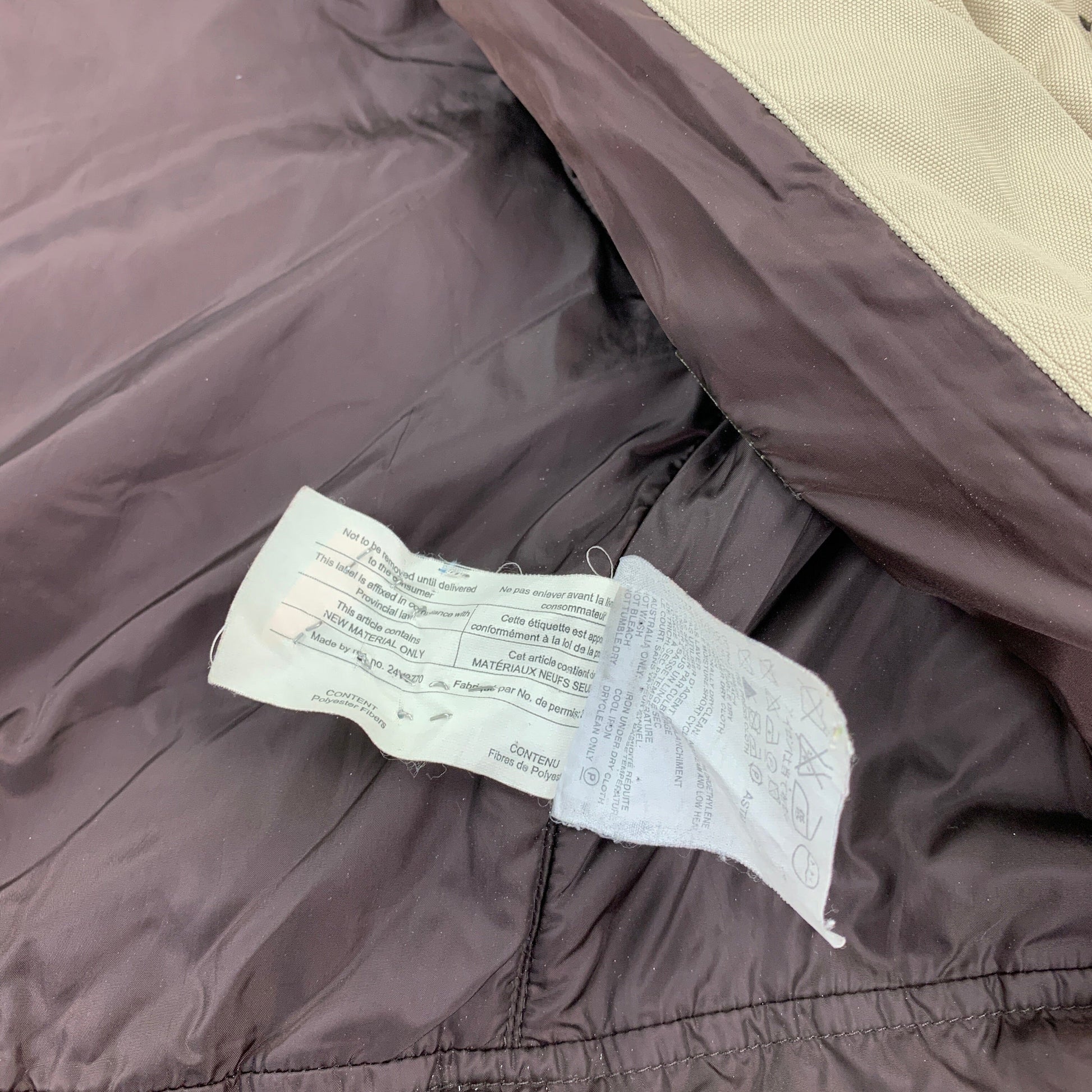 Prada Coat Designer Puffer Prada coat outerwear pufferseason second hand vintage shop österreich germany deutschland angebot daunenjacke winterjacke jacke