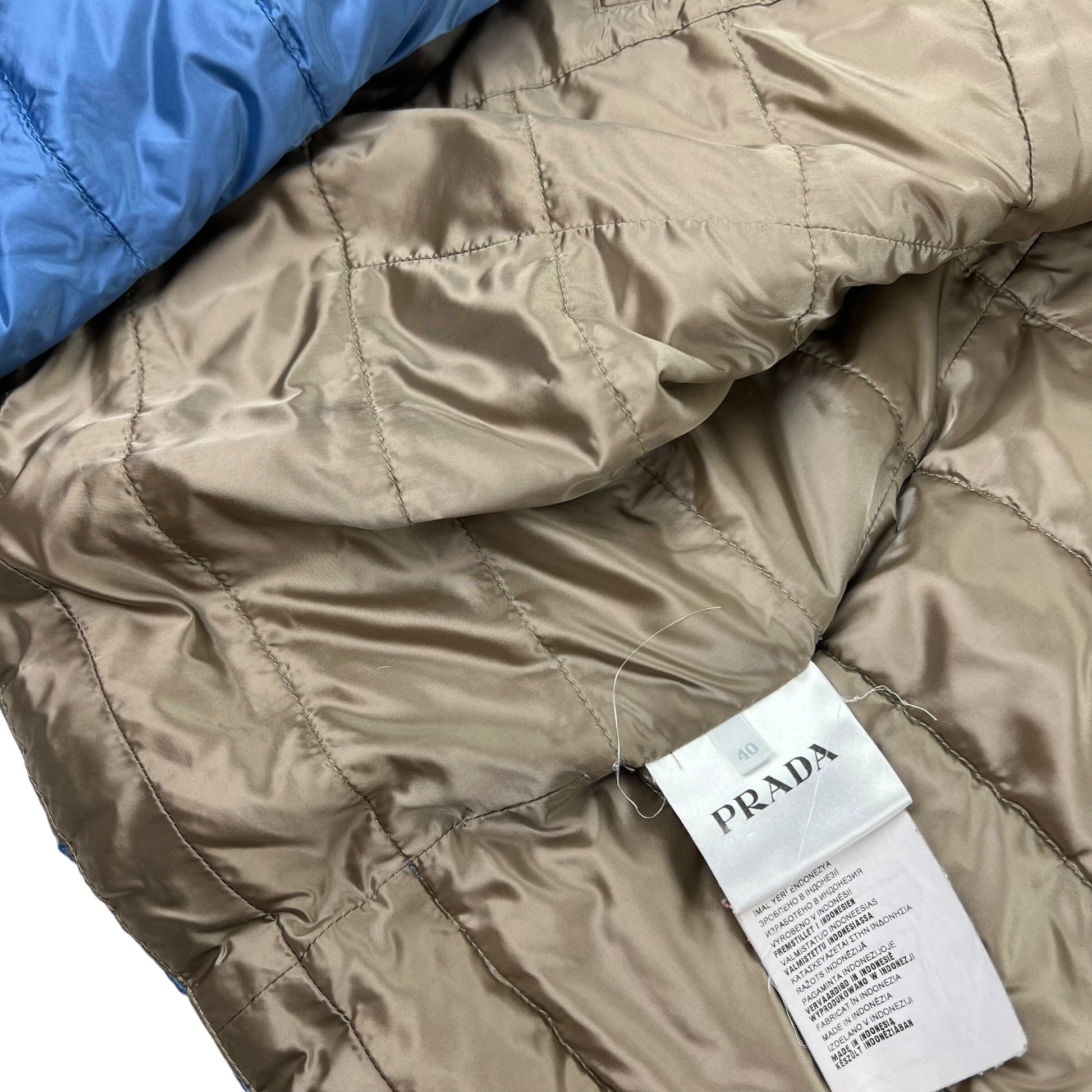 Prada Milano Light Puffer Coat - Women XS Designer Puffer Prada coat outerwear pufferseason second hand vintage shop österreich germany deutschland angebot daunenjacke winterjacke jacke