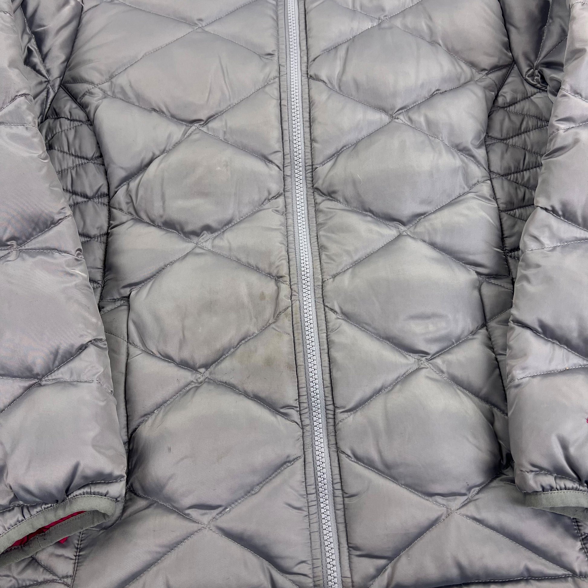 The North Face 550 Puffer Light Jacket - Girls XL The North Face The North Face coat outerwear pufferseason second hand vintage shop österreich germany deutschland angebot daunenjacke winterjacke jacke