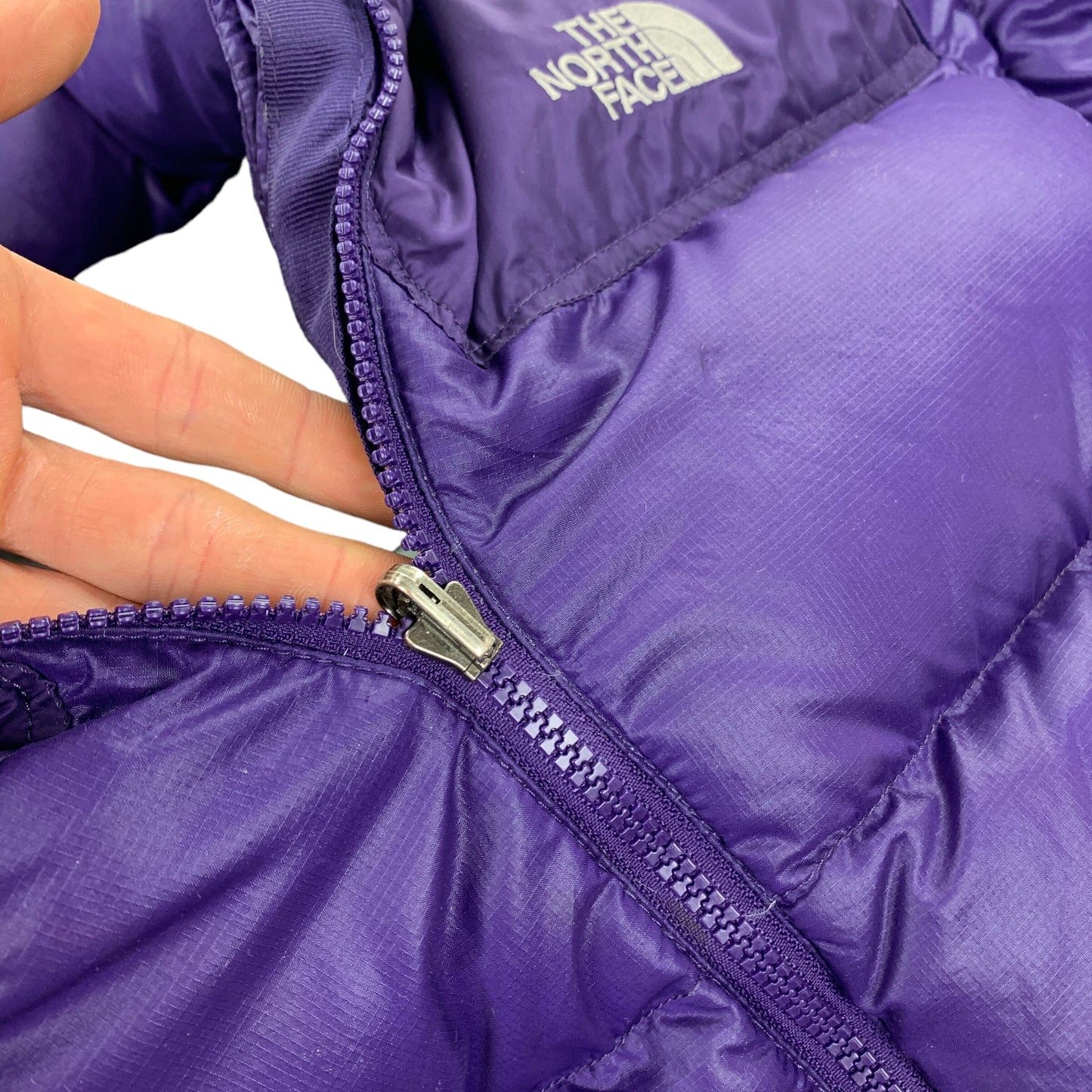 The North Face Nuptse - Women L The North Face The North Face coat outerwear pufferseason second hand vintage shop österreich germany deutschland angebot daunenjacke winterjacke jacke