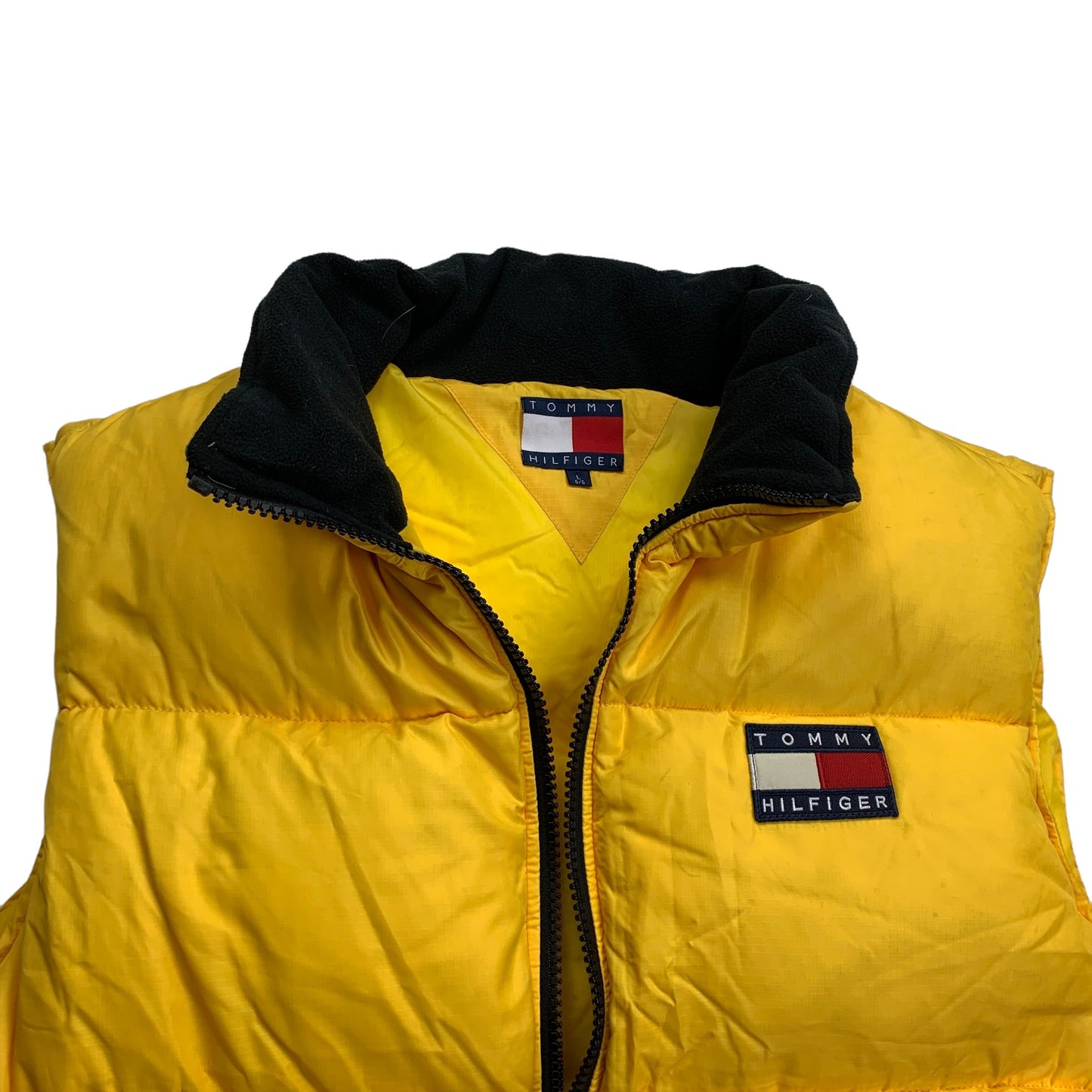 Tommy Hilfiger Puffer Vest - L Tommy Hilfiger Tommy Hilfiger coat outerwear pufferseason second hand vintage shop österreich germany deutschland angebot daunenjacke winterjacke jacke