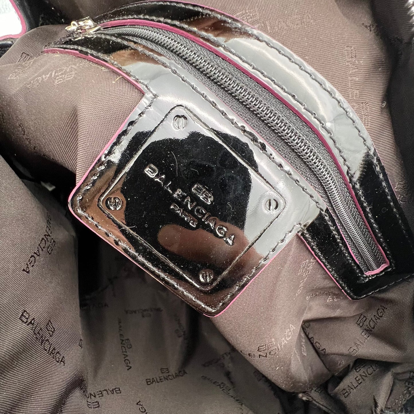 Vintage Balenciaga Bag Designer Bags Balenciaga coat outerwear pufferseason second hand vintage shop österreich germany deutschland angebot daunenjacke winterjacke jacke