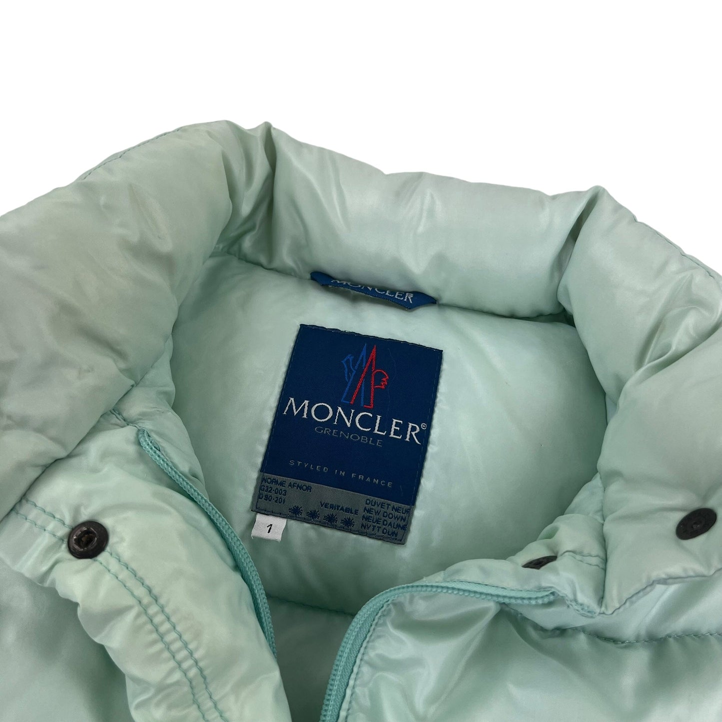 Vintage Mint Moncler Blue Label Puffer - Women S Moncler Moncler coat outerwear pufferseason second hand vintage shop österreich germany deutschland angebot daunenjacke winterjacke jacke