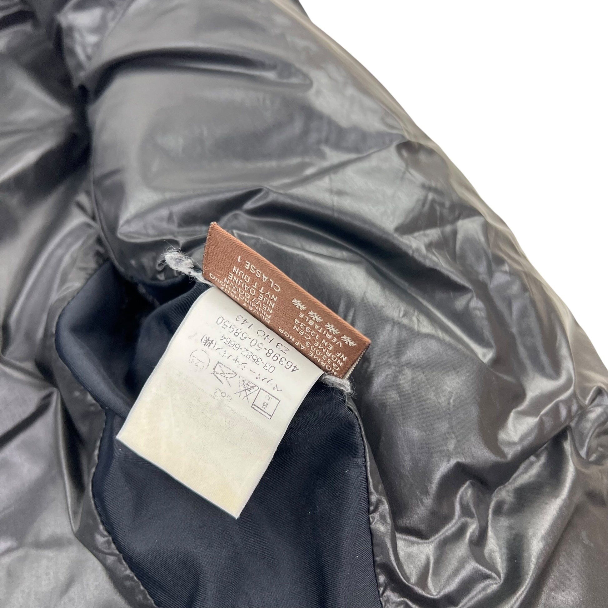 Vintage Moncler "brown label" Puffer Jacket - Women M/L Moncler Moncler coat outerwear pufferseason second hand vintage shop österreich germany deutschland angebot daunenjacke winterjacke jacke