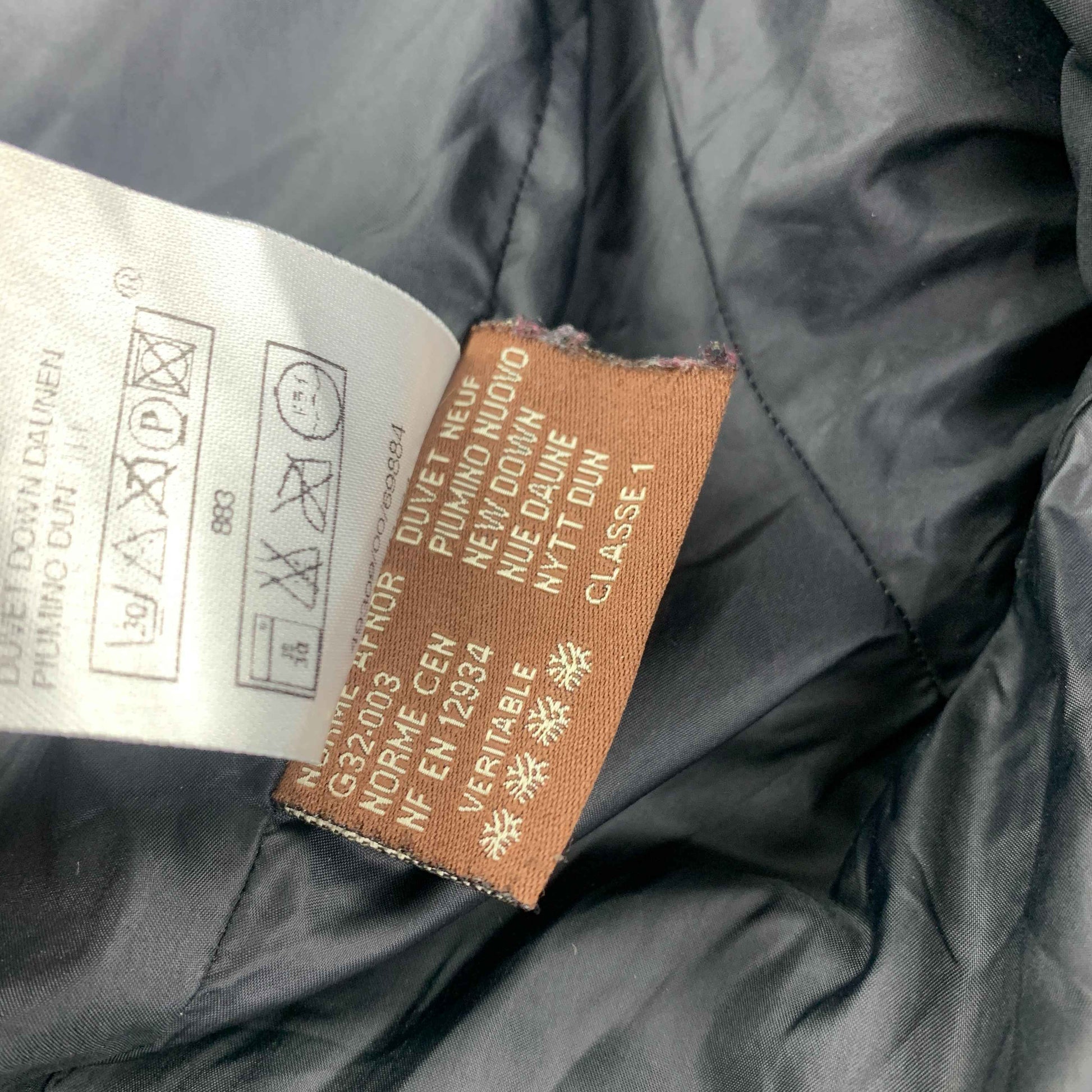 Vintage Moncler Puffer Down Coat / Jacket - M Moncler Moncler coat outerwear pufferseason second hand vintage shop österreich germany deutschland angebot daunenjacke winterjacke jacke