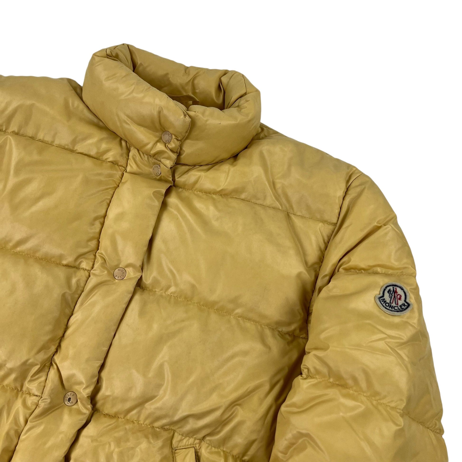 Vintage Moncler Puffer Jacket - Women S Moncler Moncler coat outerwear pufferseason second hand vintage shop österreich germany deutschland angebot daunenjacke winterjacke jacke