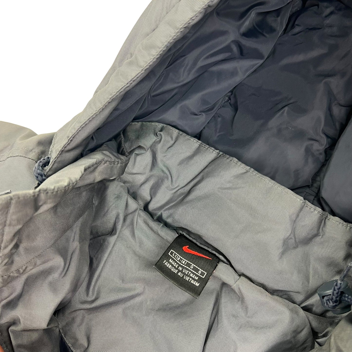 Vintage Nike Puffer Jacket - L Nike Nike coat outerwear pufferseason second hand vintage shop österreich germany deutschland angebot daunenjacke winterjacke jacke