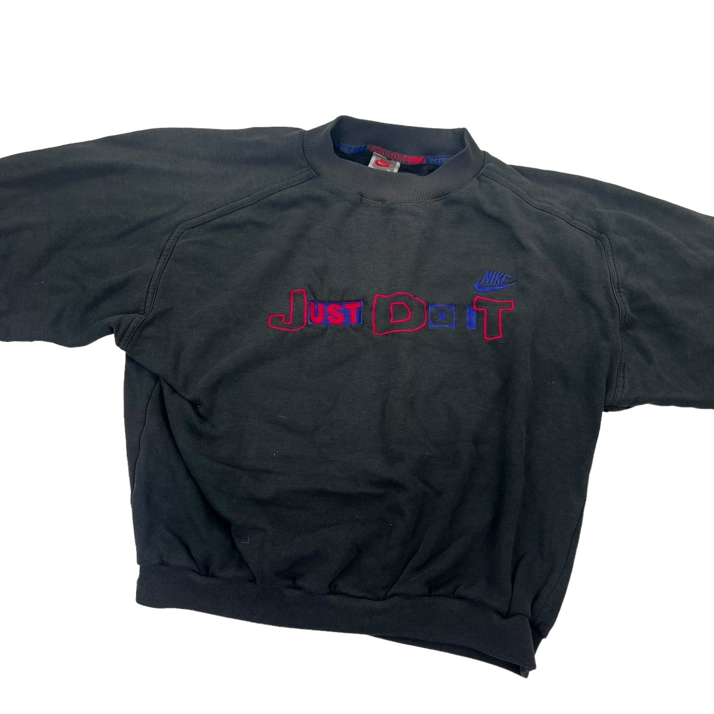 Vintage Nike Sweater - Women M Sweaters Nike coat outerwear pufferseason second hand vintage shop österreich germany deutschland angebot daunenjacke winterjacke jacke