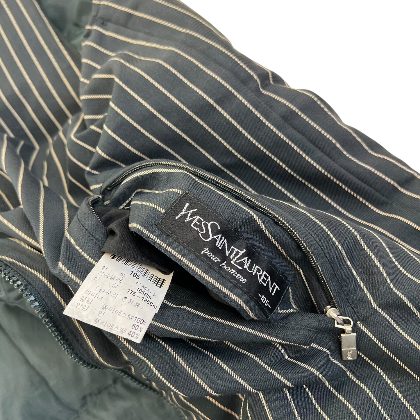 Yves saint Laurent YSL Puffer Vest Gilet - XL Designer Puffer Yves Saint Laurent coat outerwear pufferseason second hand vintage shop österreich germany deutschland angebot daunenjacke winterjacke jacke