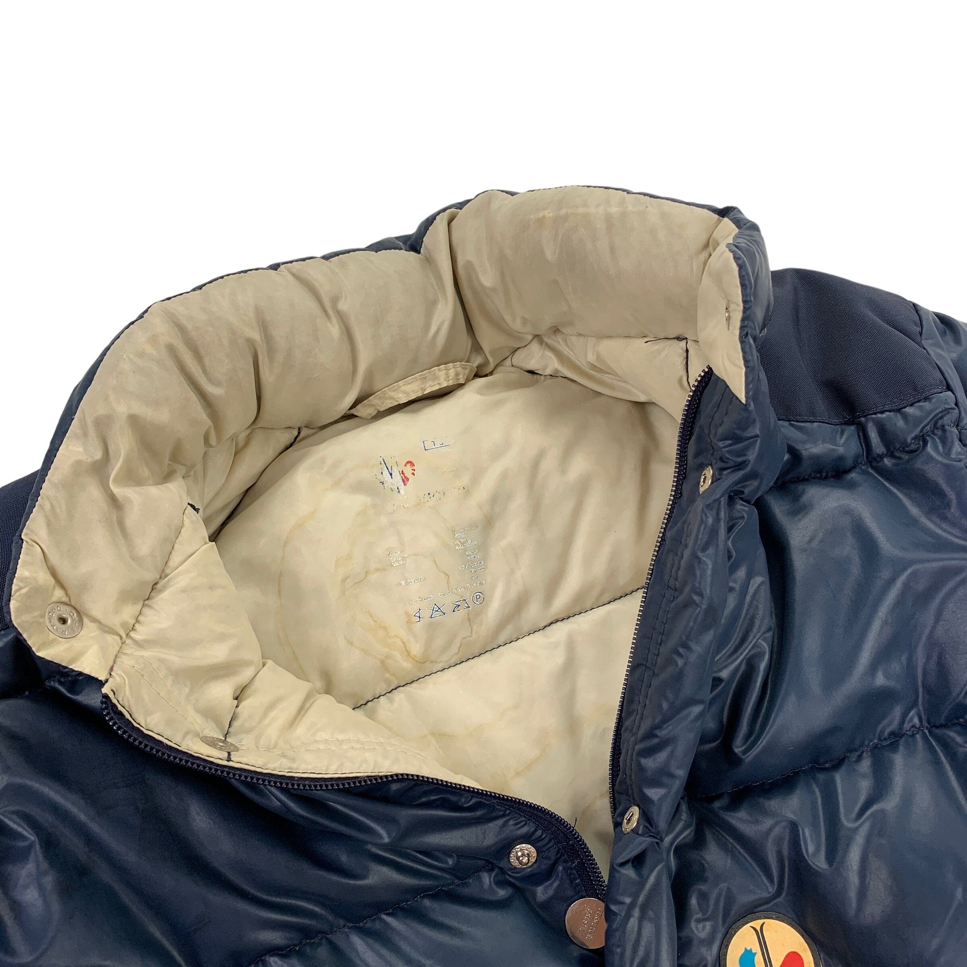 80s Moncler Puffer Jacket - L Moncler Moncler coat outerwear pufferseason second hand vintage shop österreich germany deutschland angebot daunenjacke winterjacke jacke