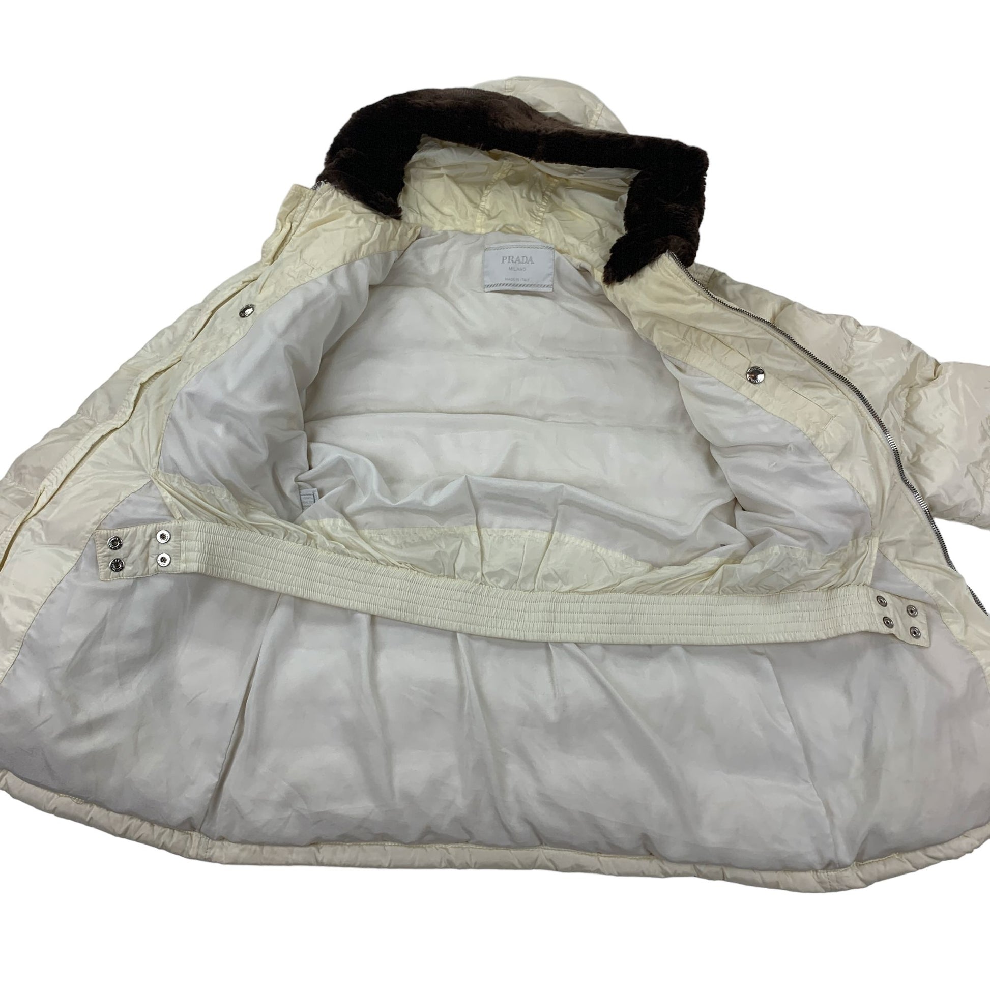 90s Prada Puffer Jacket - Women M Padded Down Vintage outdoor coat Designer Puffer Prada coat outerwear pufferseason second hand vintage shop österreich germany deutschland angebot daunenjacke winterjacke jacke