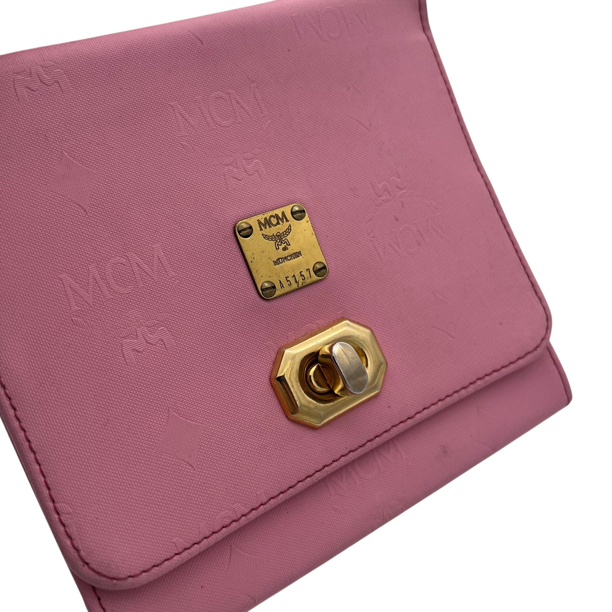 90s Vintage MCM Munich Evening Bag Handbag Designer Bags MCM coat outerwear pufferseason second hand vintage shop österreich germany deutschland angebot daunenjacke winterjacke jacke