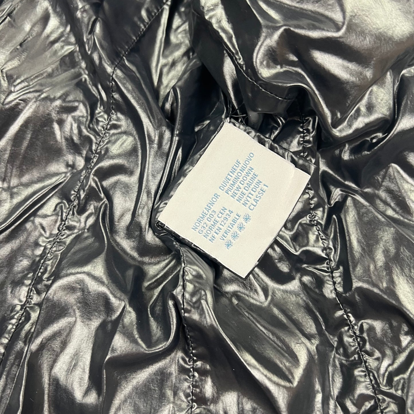 Moncler Bady Puffer Jacket - Women M purple