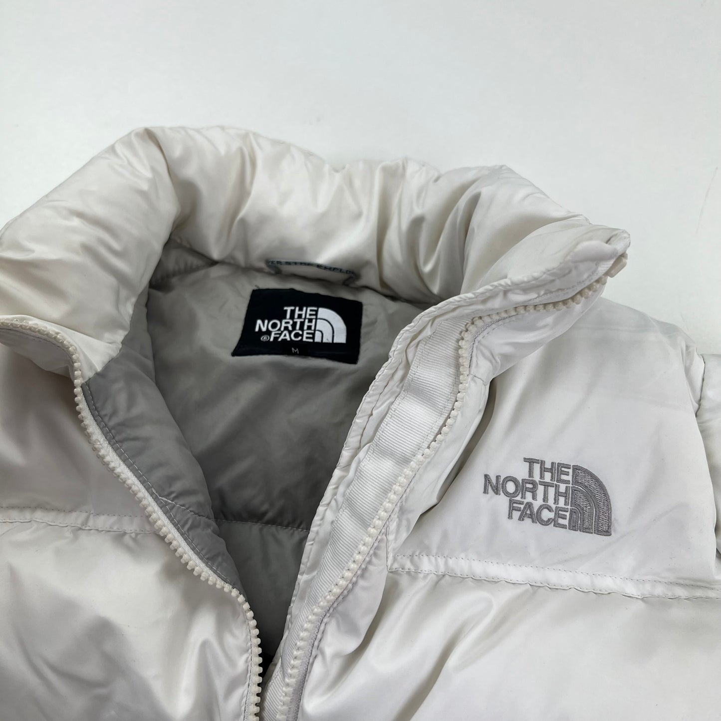 The North Face 700 Nuptse Puffer Jacket - Women M