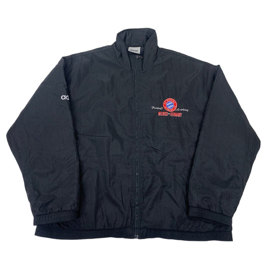 Adidas Bayern München Windbreaker - XL Windbreakers Adidas coat outerwear pufferseason second hand vintage shop österreich germany deutschland angebot daunenjacke winterjacke jacke