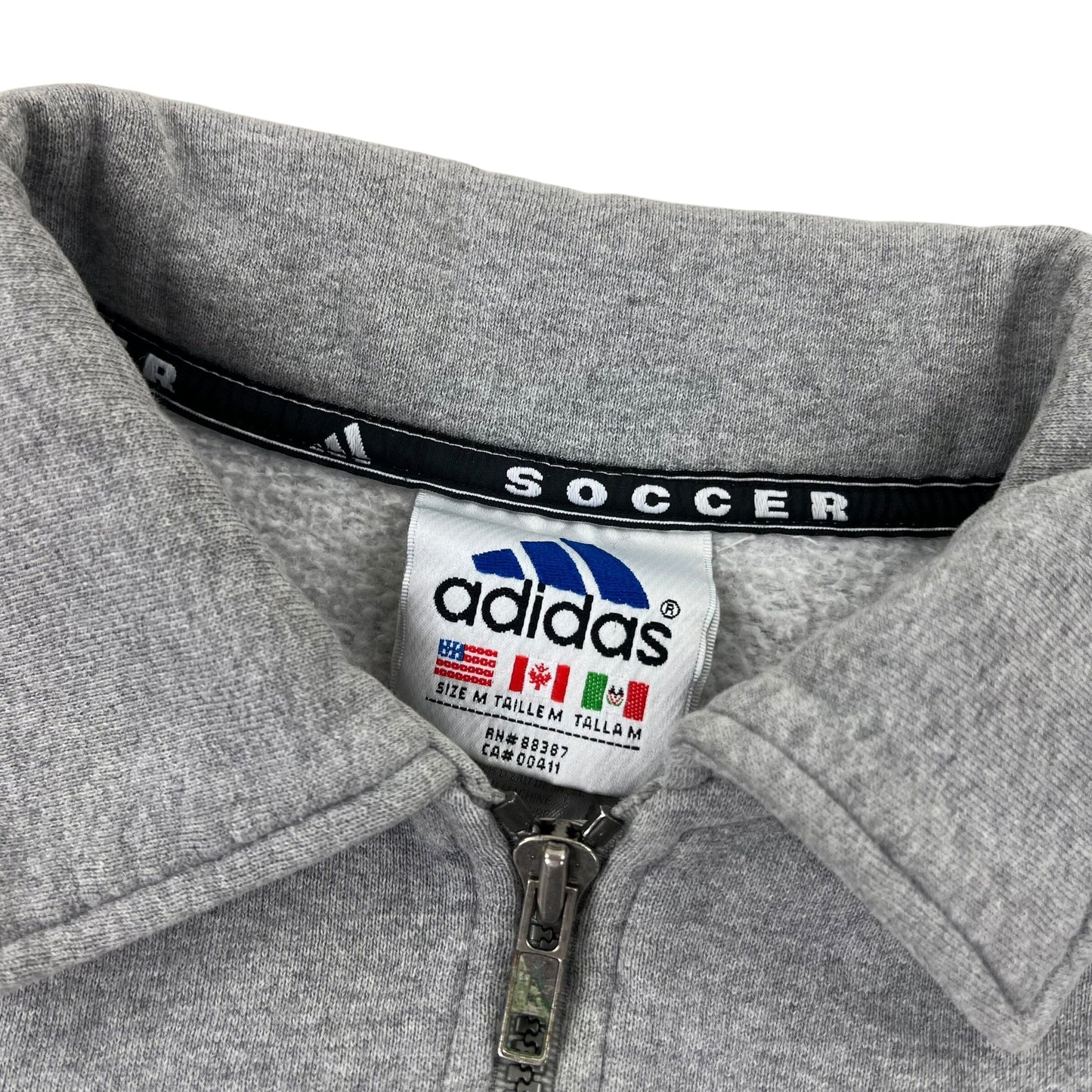Adidas Equipment Soccer 1/4 Zip Sweater - M Sweaters Adidas coat outerwear pufferseason second hand vintage shop österreich germany deutschland angebot daunenjacke winterjacke jacke