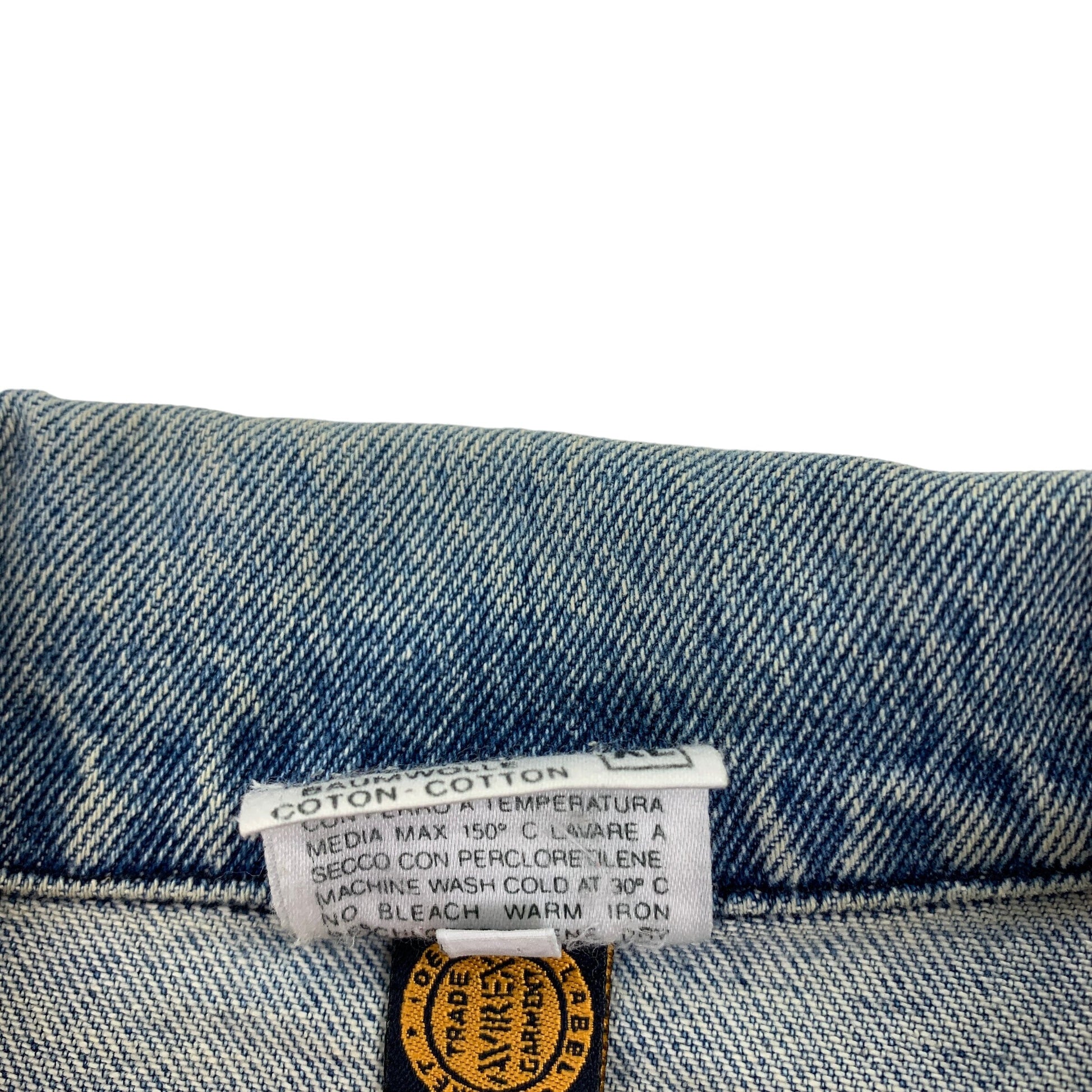 Avirex Jeans Jacket - XL Windbreakers Avirex coat outerwear pufferseason second hand vintage shop österreich germany deutschland angebot daunenjacke winterjacke jacke