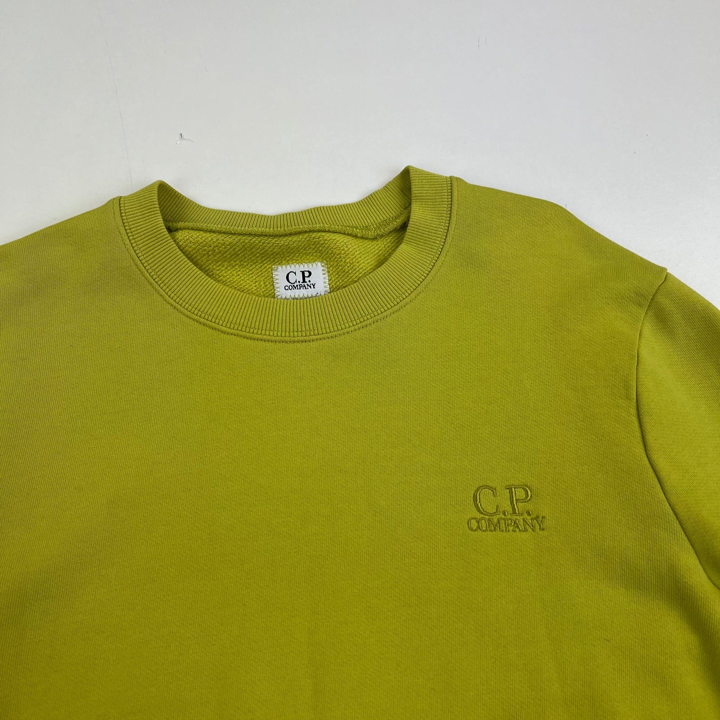 C.P. Company Sweater - L Sweaters CP Company coat outerwear pufferseason second hand vintage shop österreich germany deutschland angebot daunenjacke winterjacke jacke