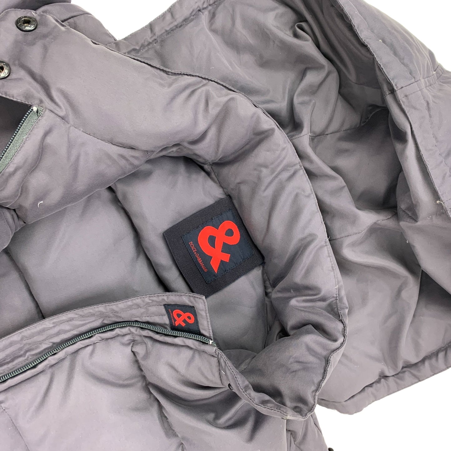 Dolce & Gabbana Puffer Jacket Other Brands Dolce & Gabbana coat outerwear pufferseason second hand vintage shop österreich germany deutschland angebot daunenjacke winterjacke jacke