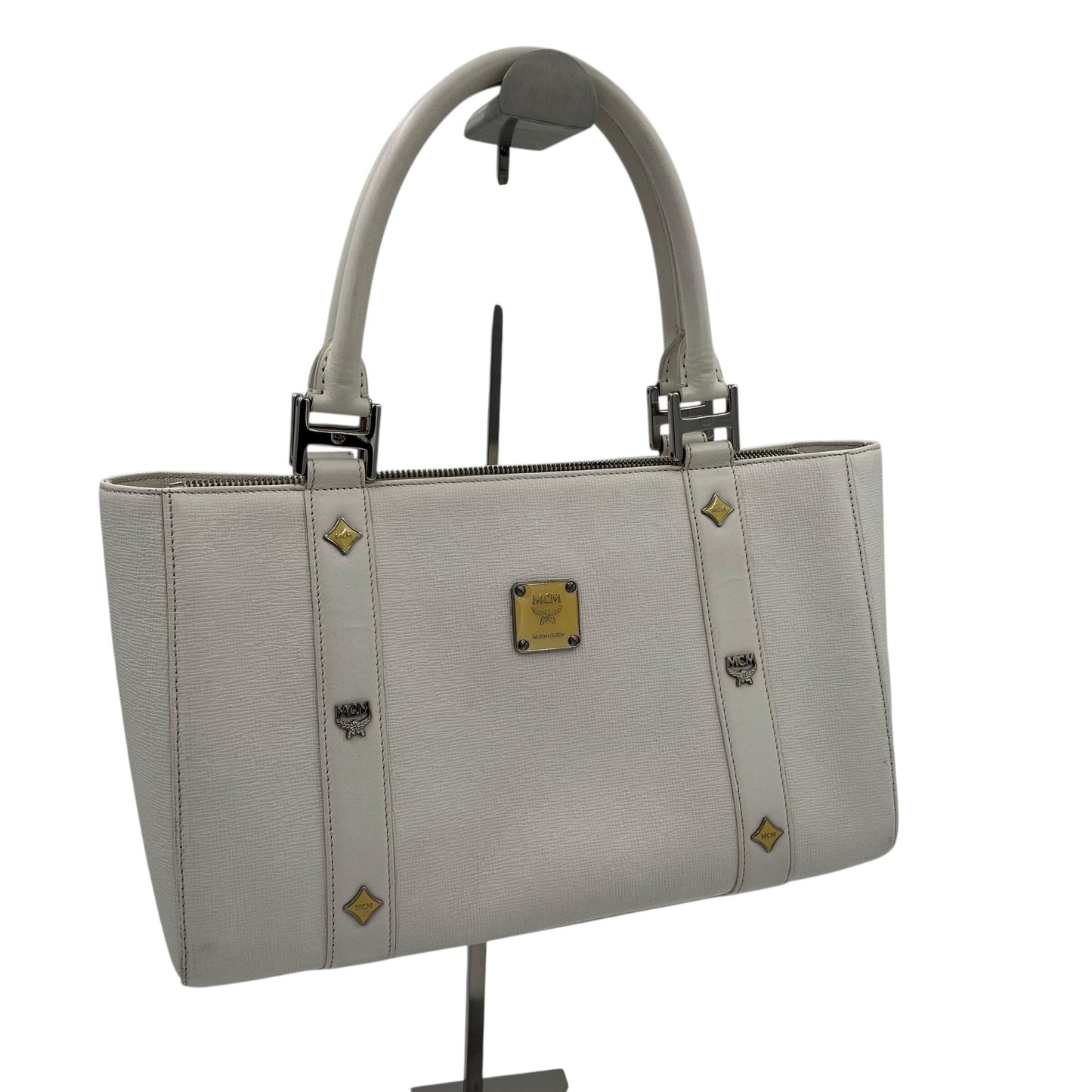 MCM Munich Bag Handbag Handtasche Designer Bags MCM coat outerwear pufferseason second hand vintage shop österreich germany deutschland angebot daunenjacke winterjacke jacke