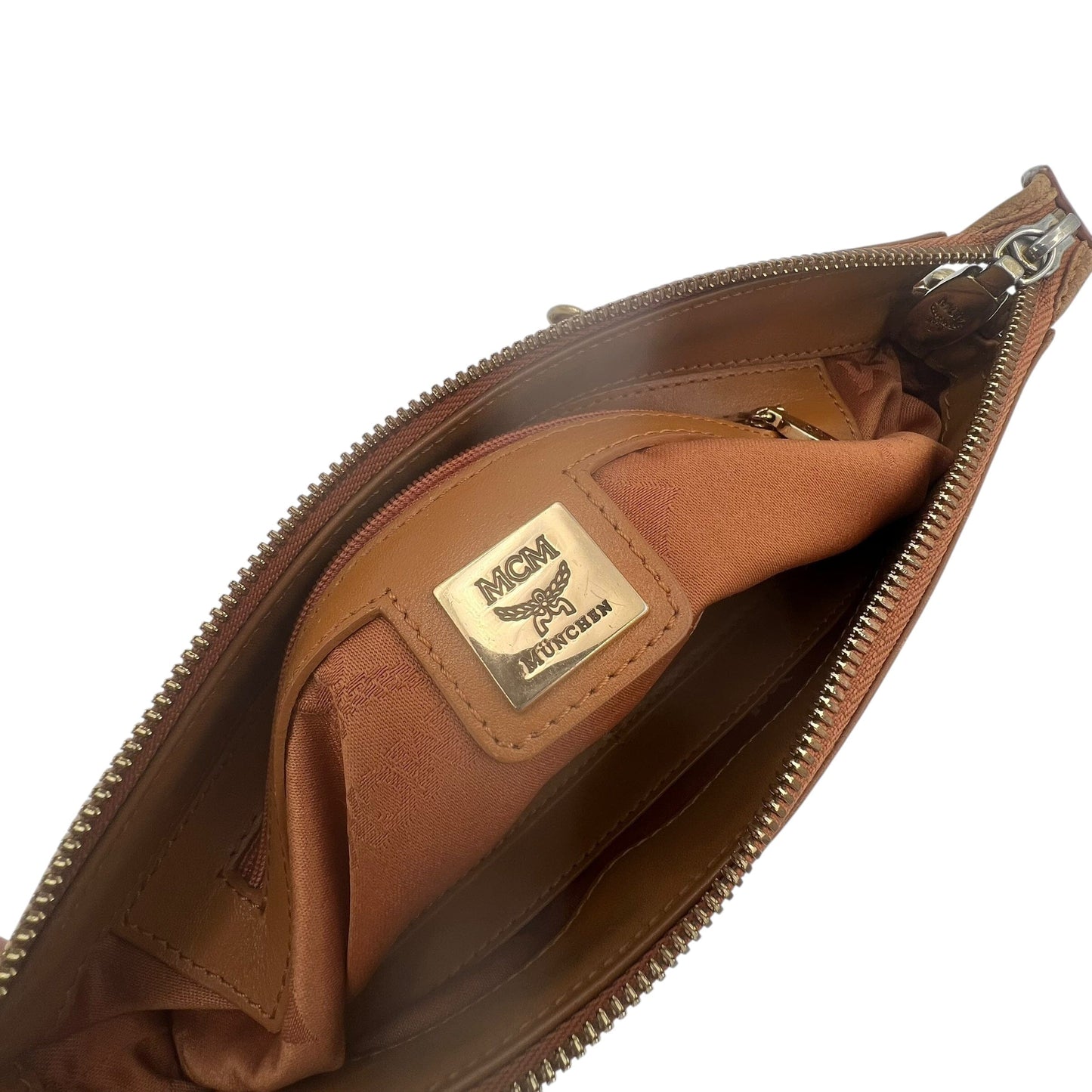 MCM Munich Mini Bag Handbag Handtasche Designer Bags MCM coat outerwear pufferseason second hand vintage shop österreich germany deutschland angebot daunenjacke winterjacke jacke