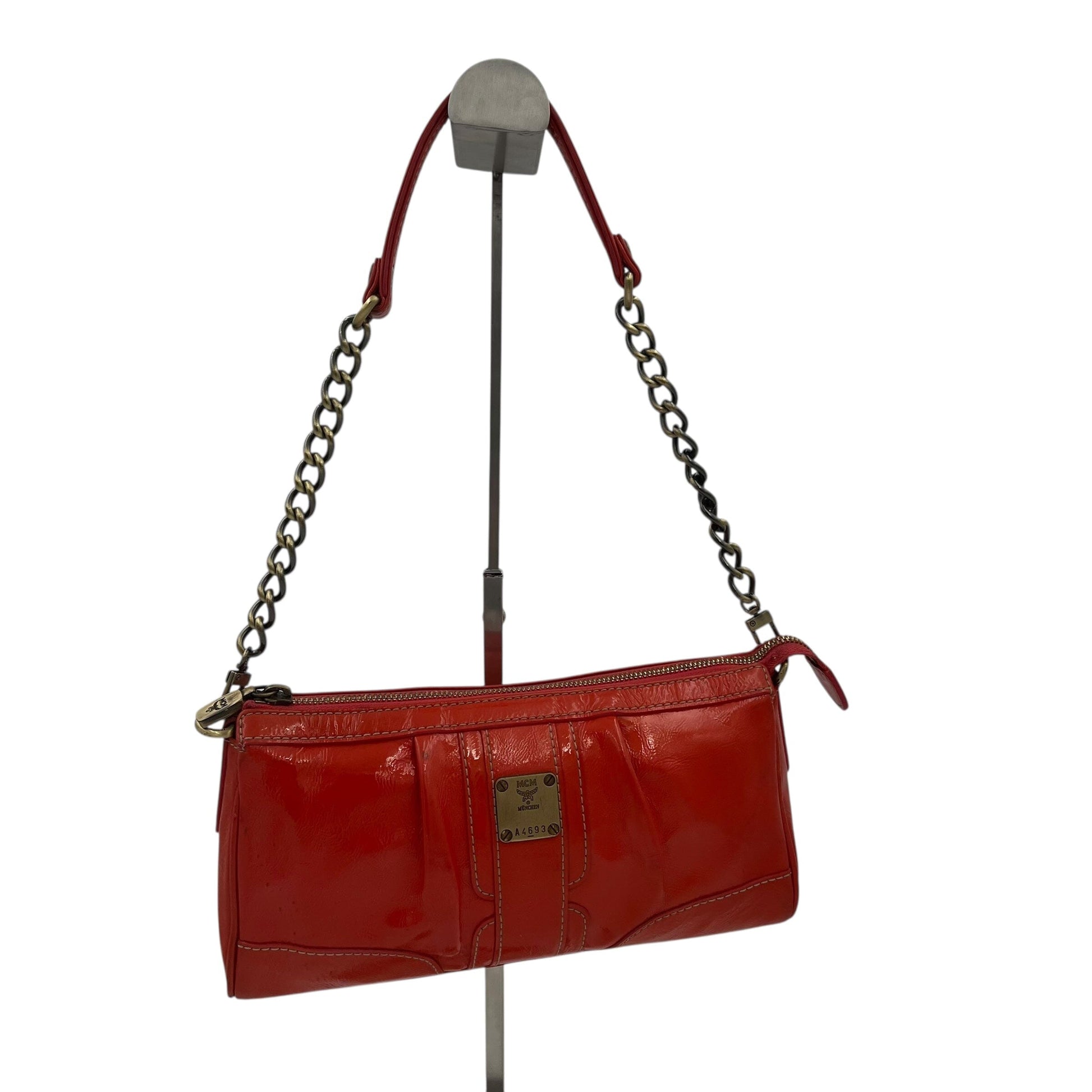 MCM Munich Mini Bag Handbag Handtasche Designer Bags MCM coat outerwear pufferseason second hand vintage shop österreich germany deutschland angebot daunenjacke winterjacke jacke