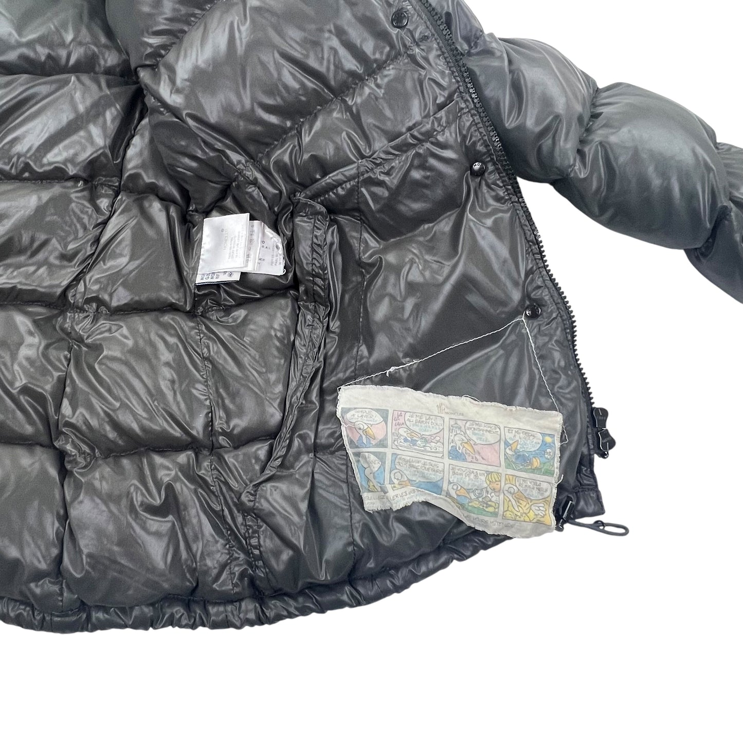 Moncler Bady Puffer Jacket - Women M grey Moncler Moncler coat outerwear pufferseason second hand vintage shop österreich germany deutschland angebot daunenjacke winterjacke jacke