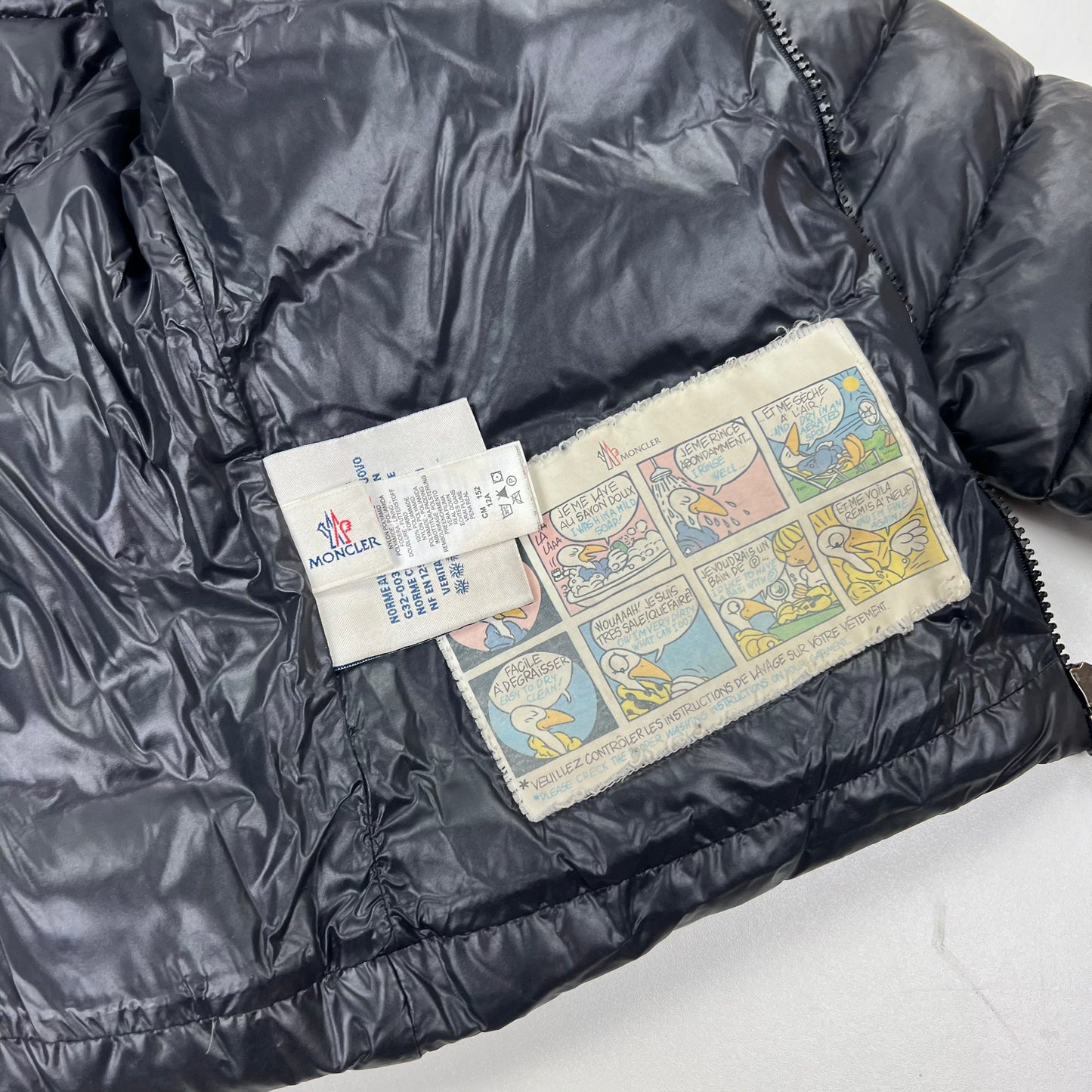 Moncler Bady Puffer Jacket - Women XS / Kids 152 Moncler Moncler coat outerwear pufferseason second hand vintage shop österreich germany deutschland angebot daunenjacke winterjacke jacke
