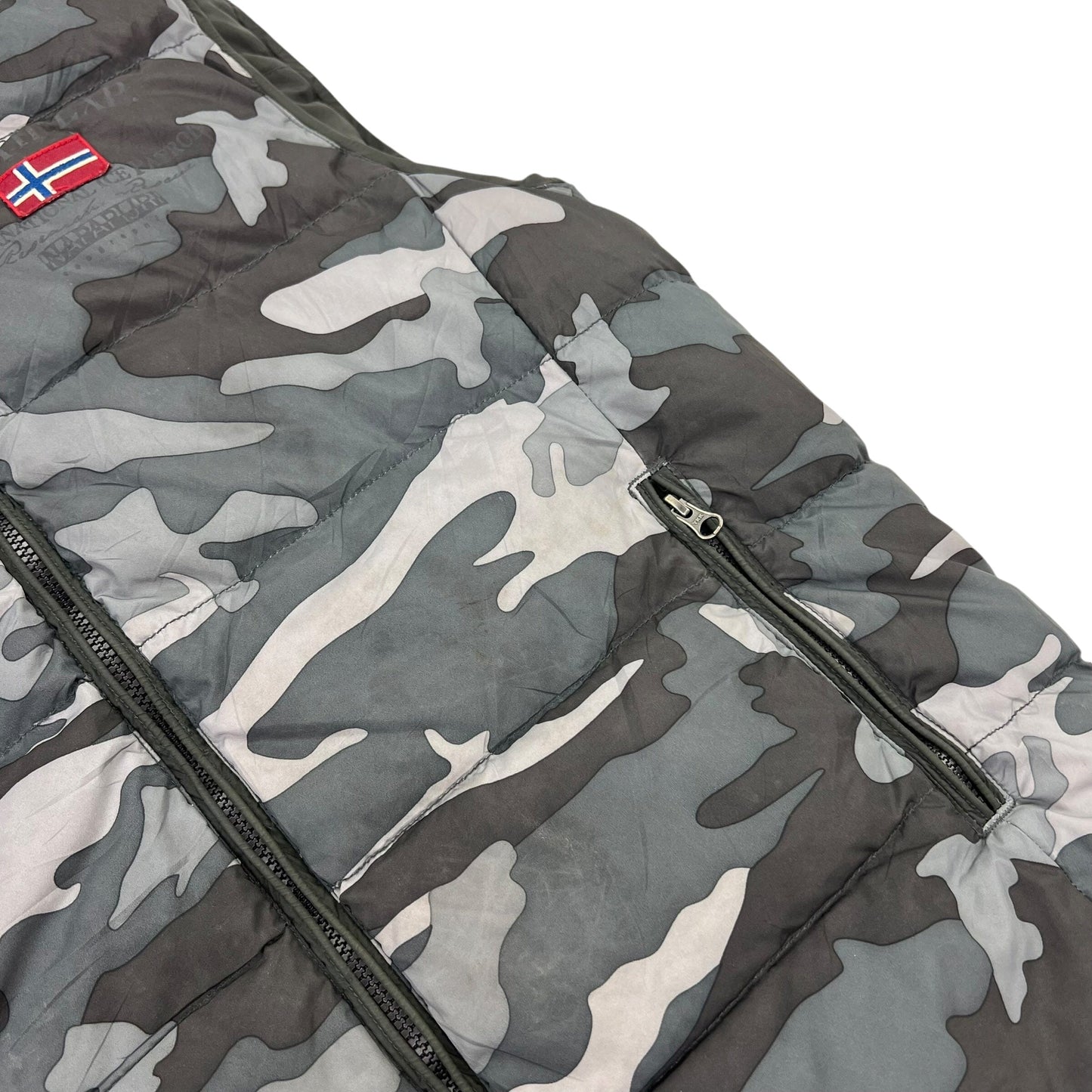 Napapijri Puffer Gilet Vest - XL Other Brands Napapijri coat outerwear pufferseason second hand vintage shop österreich germany deutschland angebot daunenjacke winterjacke jacke
