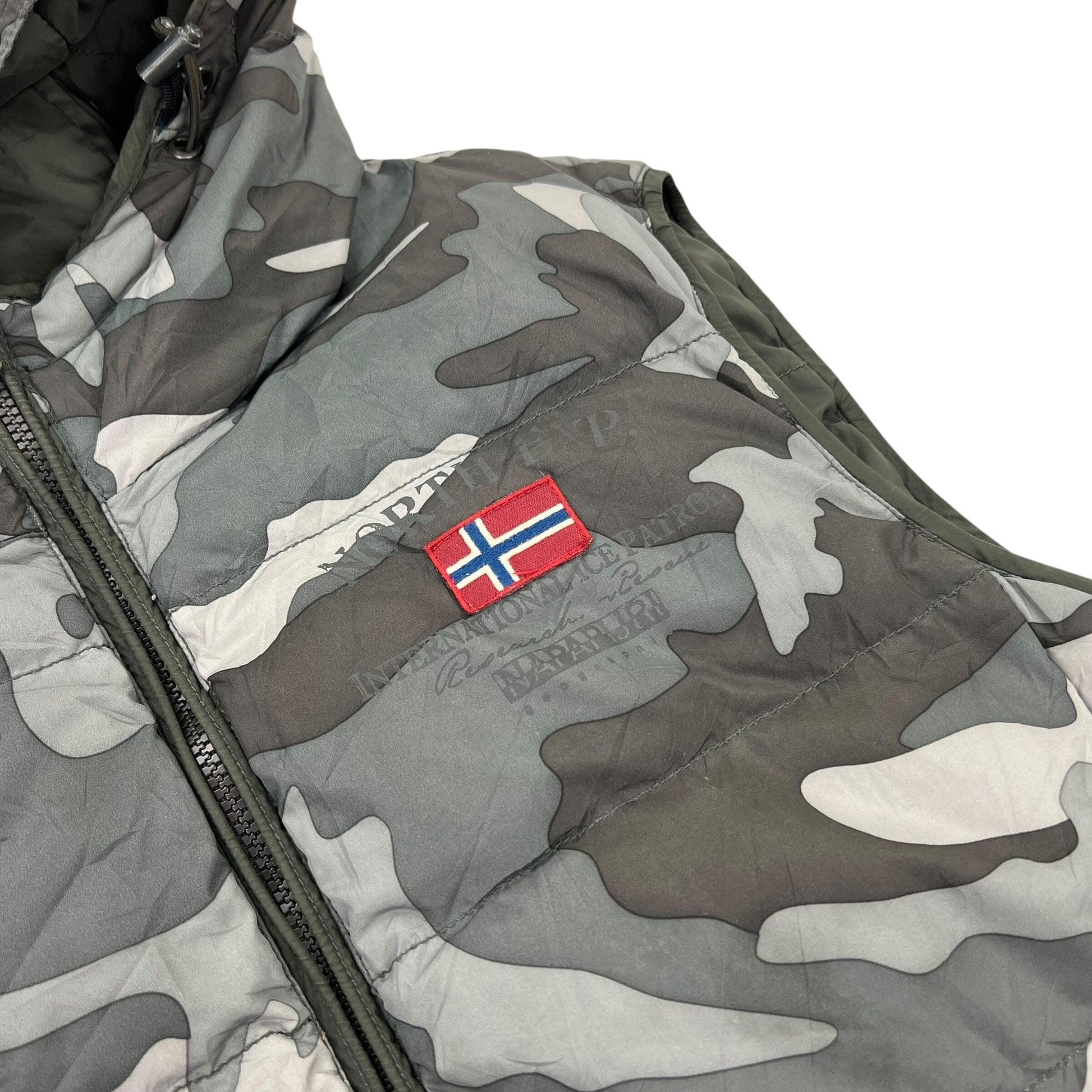 Napapijri Puffer Gilet Vest - XL Other Brands Napapijri coat outerwear pufferseason second hand vintage shop österreich germany deutschland angebot daunenjacke winterjacke jacke