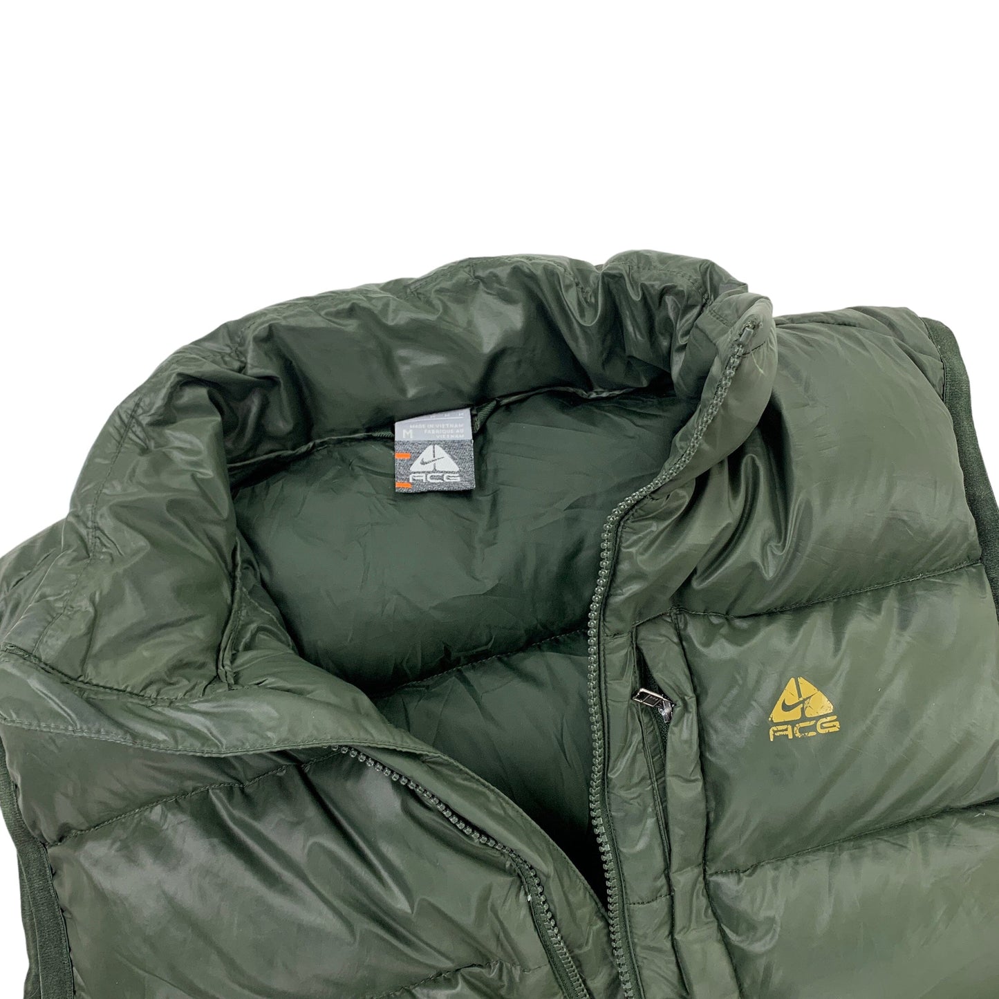 Nike ACG Puffer Vest Jacket - M Nike Nike coat outerwear pufferseason second hand vintage shop österreich germany deutschland angebot daunenjacke winterjacke jacke