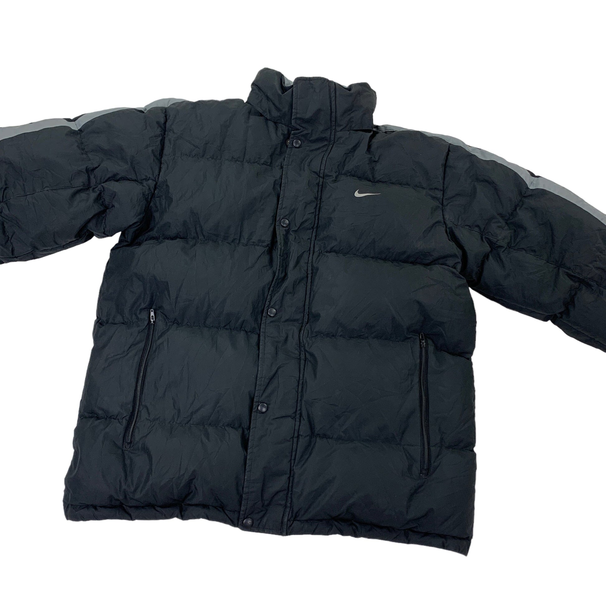 Nike Puffer Jacket - L Nike Nike coat outerwear pufferseason second hand vintage shop österreich germany deutschland angebot daunenjacke winterjacke jacke