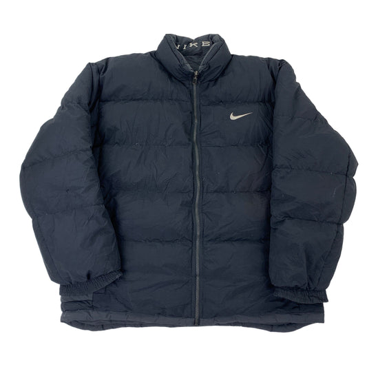 Nike Reverse Puffer Reversible - XL Nike Nike coat outerwear pufferseason second hand vintage shop österreich germany deutschland angebot daunenjacke winterjacke jacke