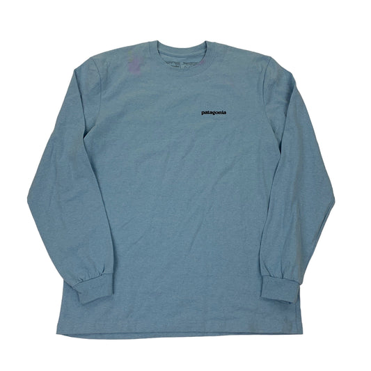 Patagonia T-Shirt / Sweater - M Sweaters Patagonia coat outerwear pufferseason second hand vintage shop österreich germany deutschland angebot daunenjacke winterjacke jacke