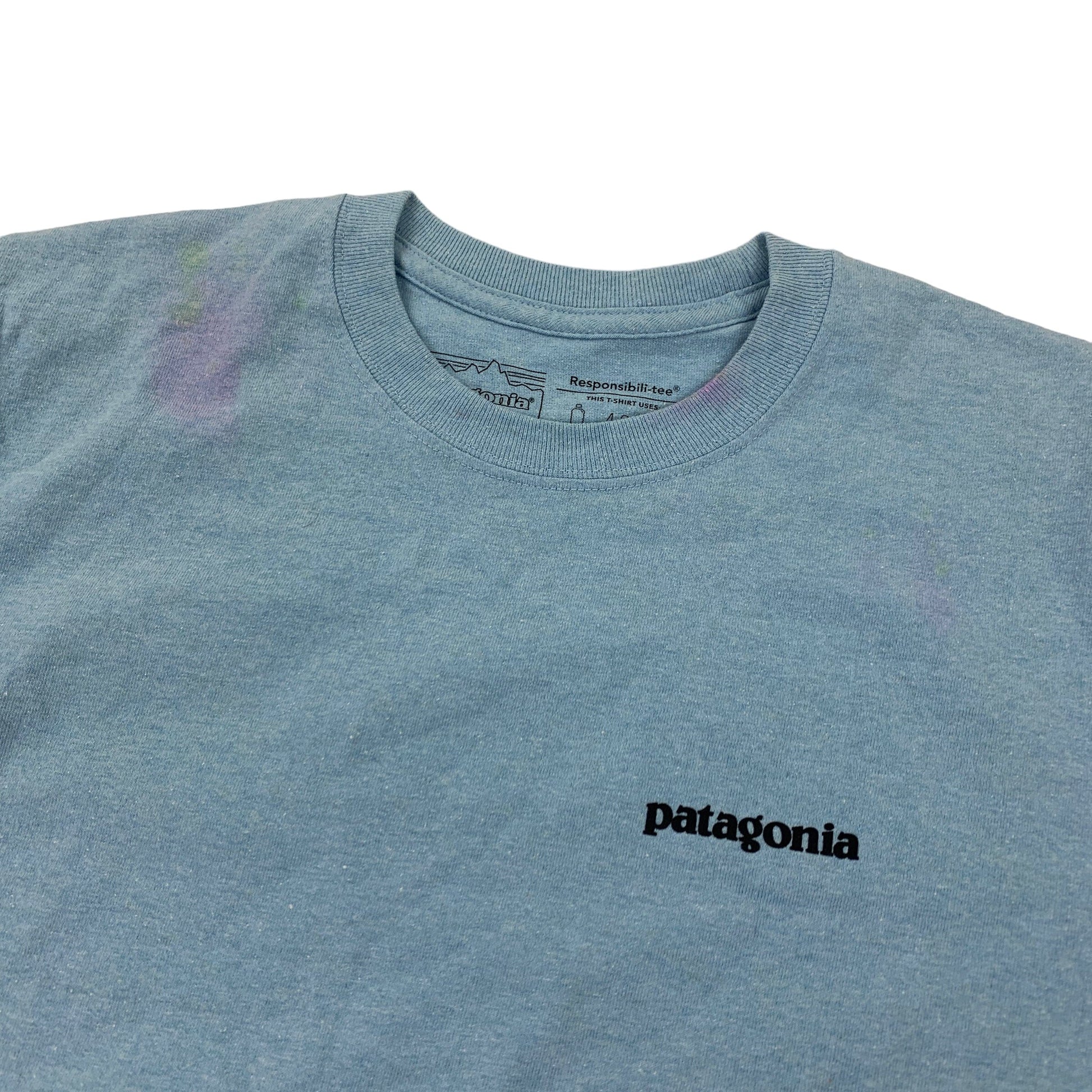 Patagonia T-Shirt / Sweater - M Sweaters Patagonia coat outerwear pufferseason second hand vintage shop österreich germany deutschland angebot daunenjacke winterjacke jacke
