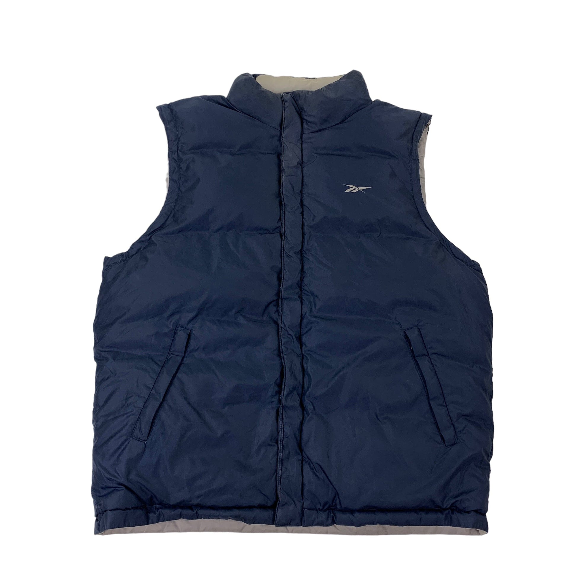 Reebok Puffer Vest Gilet Jacket - M Other Brands Reebok coat outerwear pufferseason second hand vintage shop österreich germany deutschland angebot daunenjacke winterjacke jacke