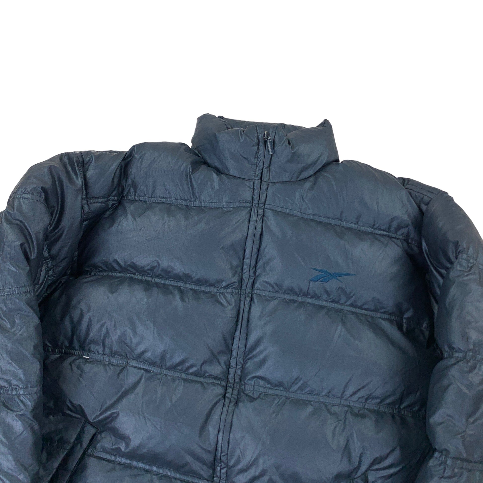 Reebok Shiny Puffer - S fits L Other Brands Reebok coat outerwear pufferseason second hand vintage shop österreich germany deutschland angebot daunenjacke winterjacke jacke