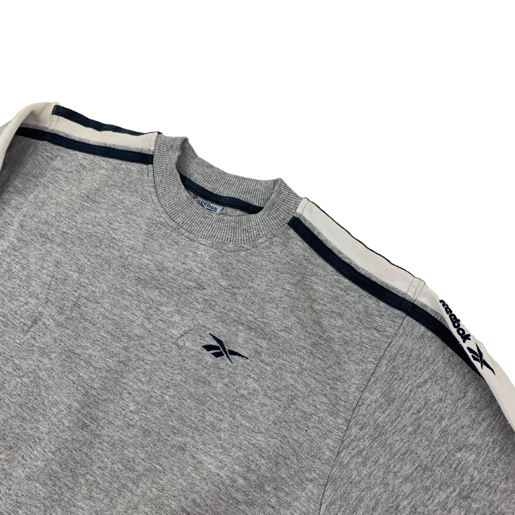 Reebok Sweater - S Sweaters Reebok coat outerwear pufferseason second hand vintage shop österreich germany deutschland angebot daunenjacke winterjacke jacke