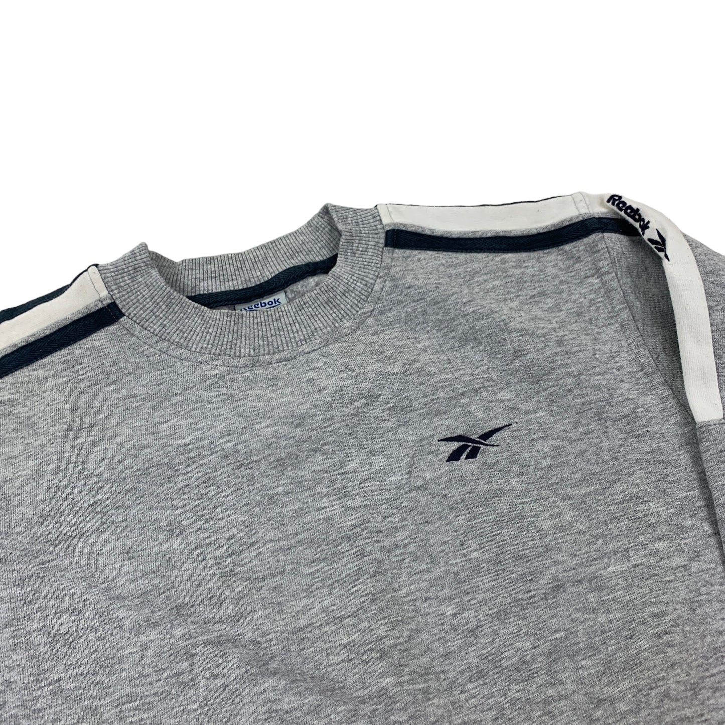 Reebok Sweater - S Sweaters Reebok coat outerwear pufferseason second hand vintage shop österreich germany deutschland angebot daunenjacke winterjacke jacke